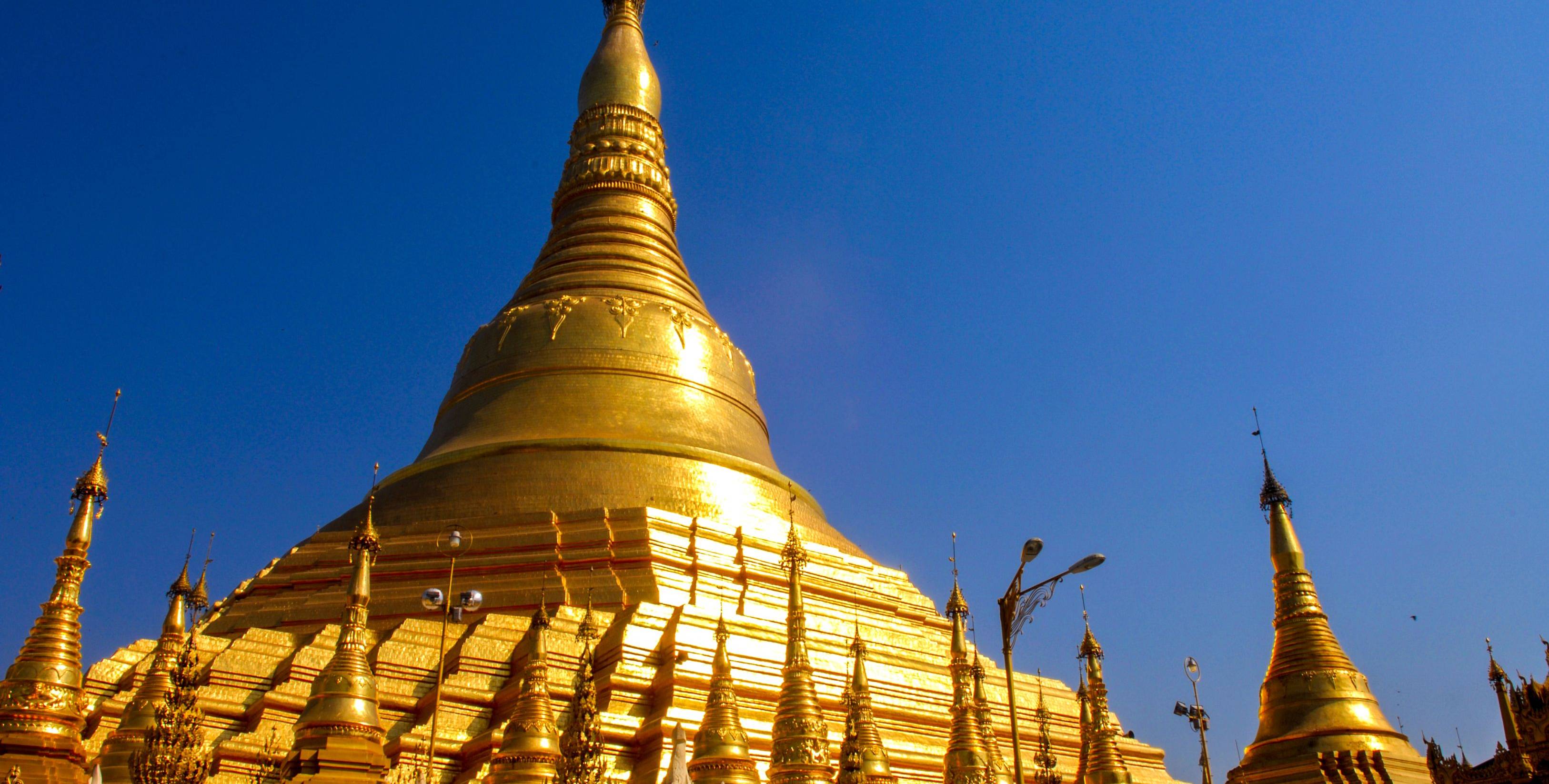 Arrivo a Yangon e giro della città