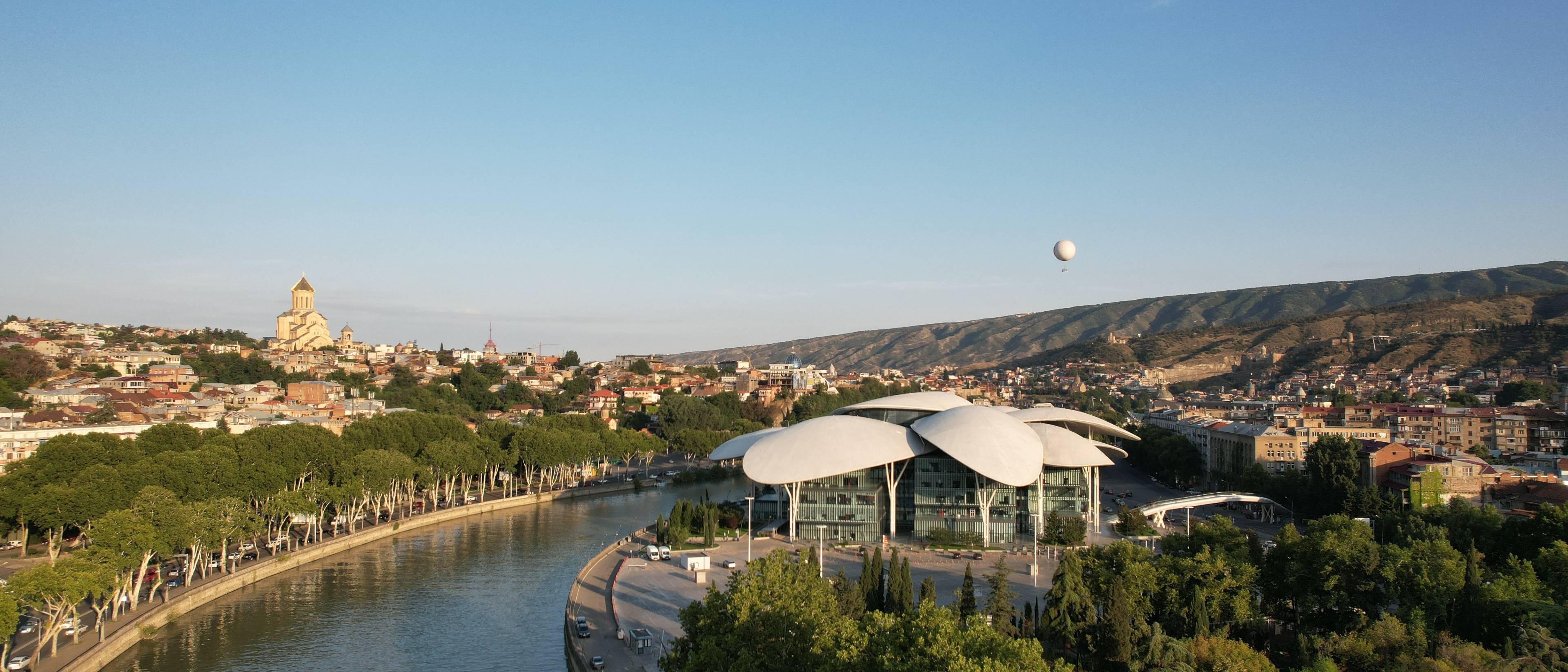 Vertrek naar Tbilisi