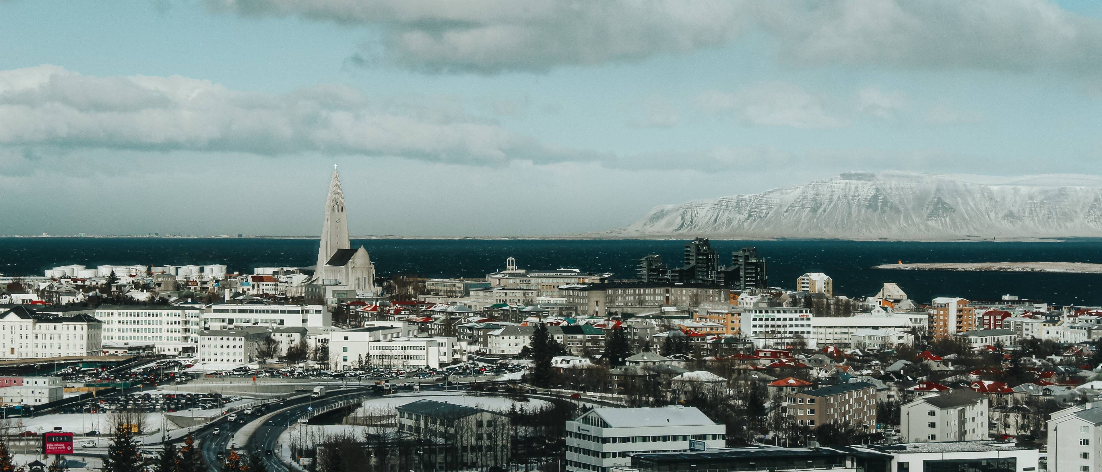 ¡Bienvenidos a Islandia!