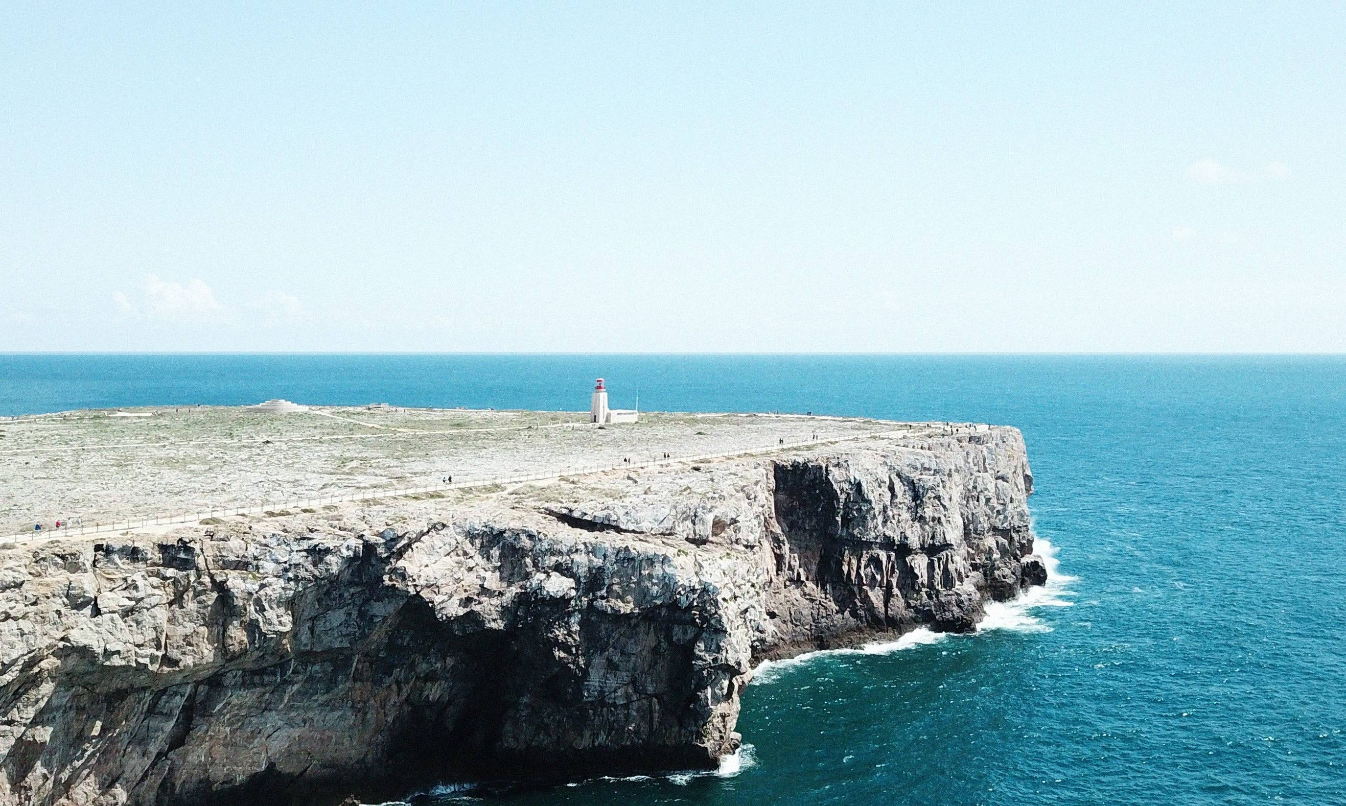 Arrivée à Faro, Départ vers Lagos