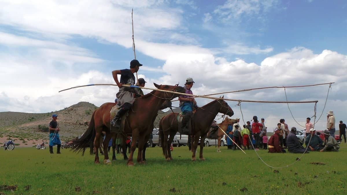 Equitation et camping dans le Khangaï