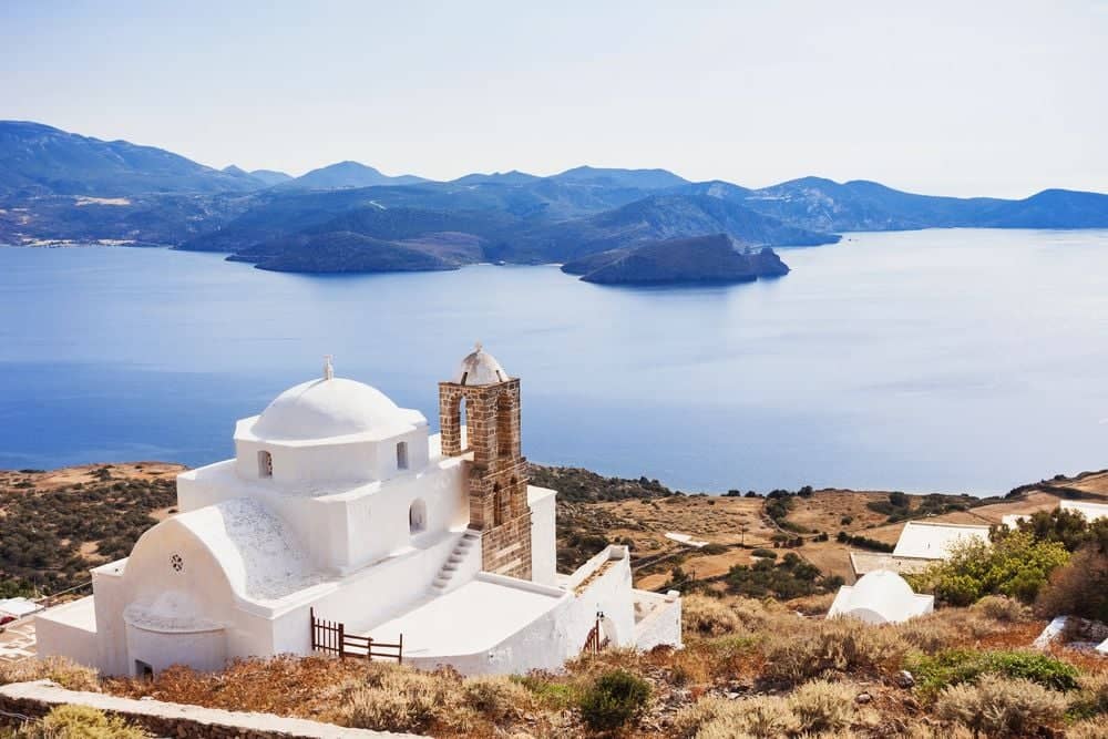 Milos, Paros, Santorin... traversée merveilleuse des Cyclades