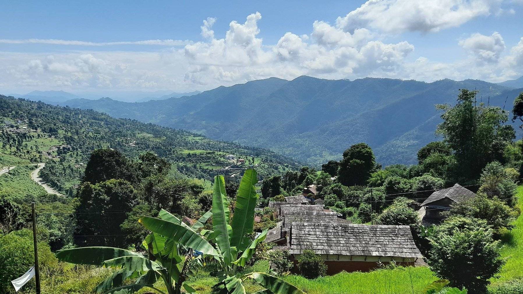 Nepal auténtico: vida rural con los gurung y tharus