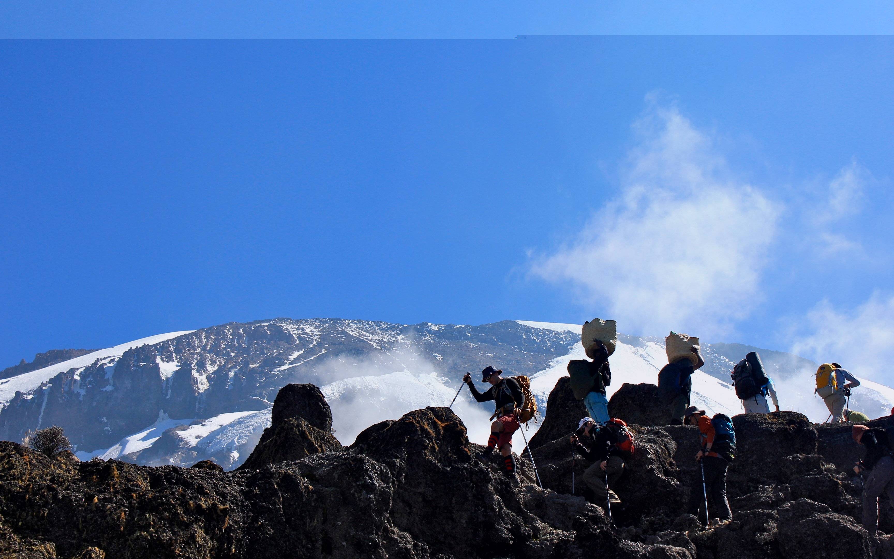 Ascension du Kilimandjaro en petit groupe 
