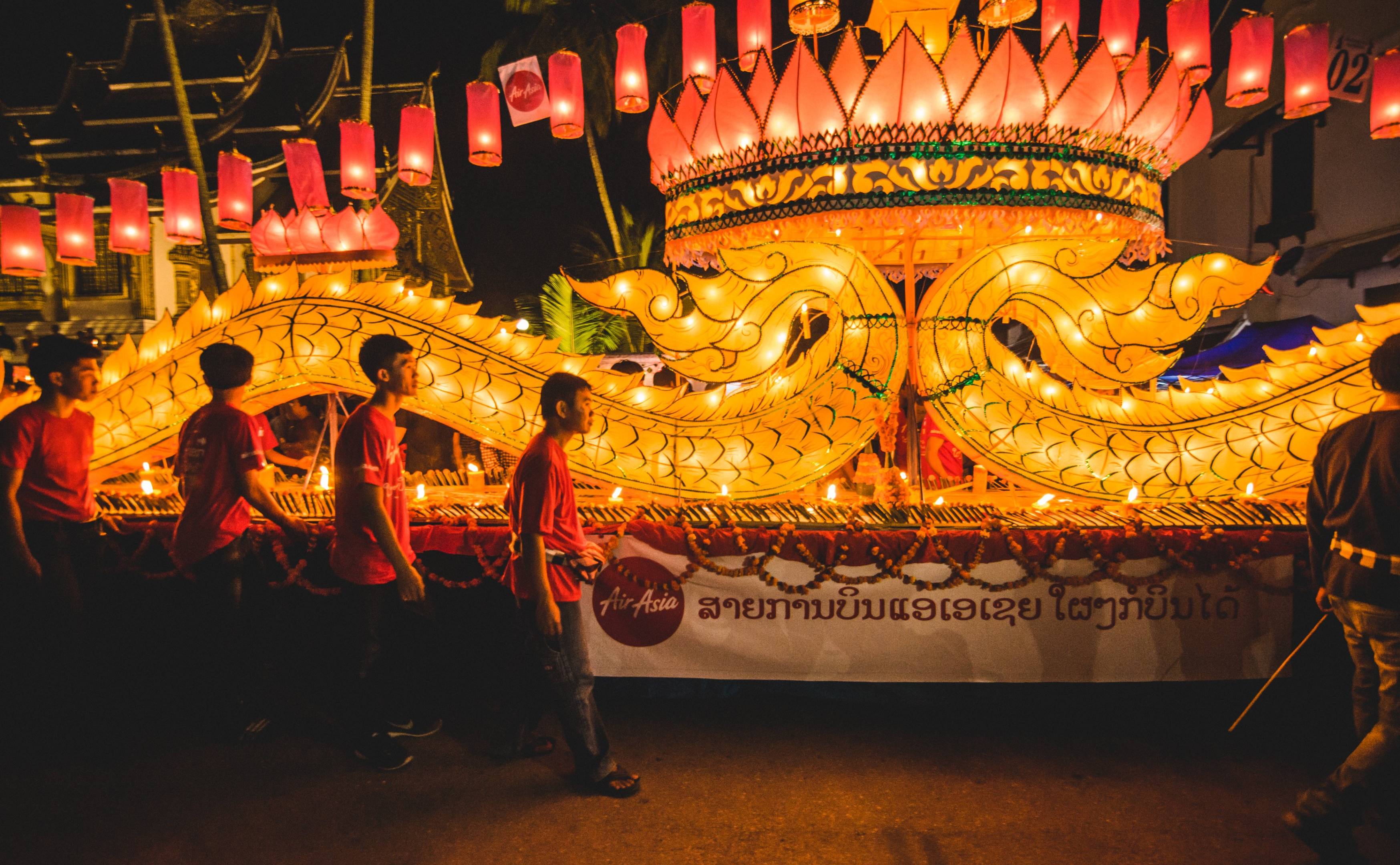 Fête des lumières à Luang Prabang et séjour à l'Amantaka, temple de la plénitude