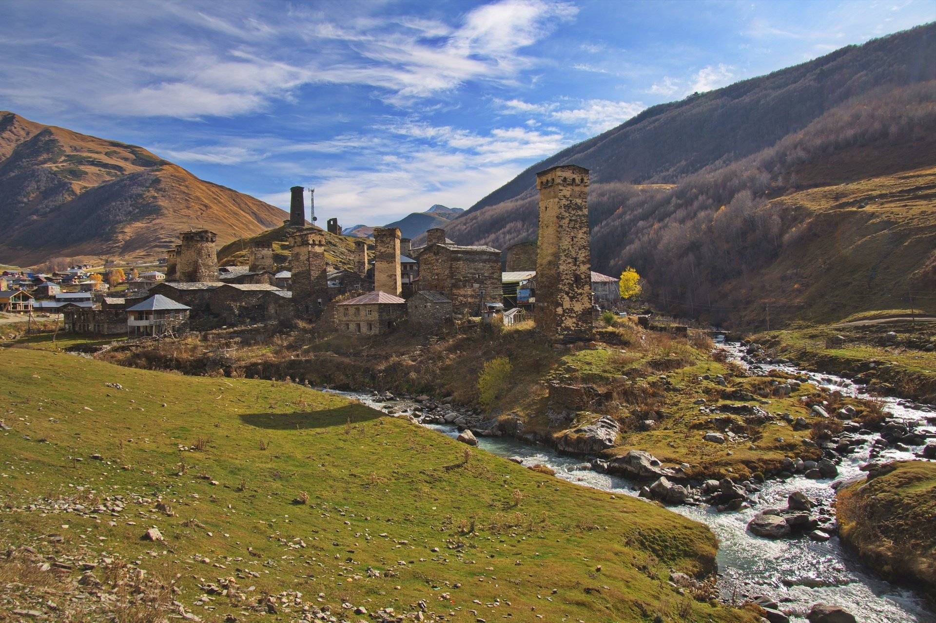 Kombinationsreise in zwei Ländern : Von den Gipfeln von Svaneti bis ins Vorotan-Tal