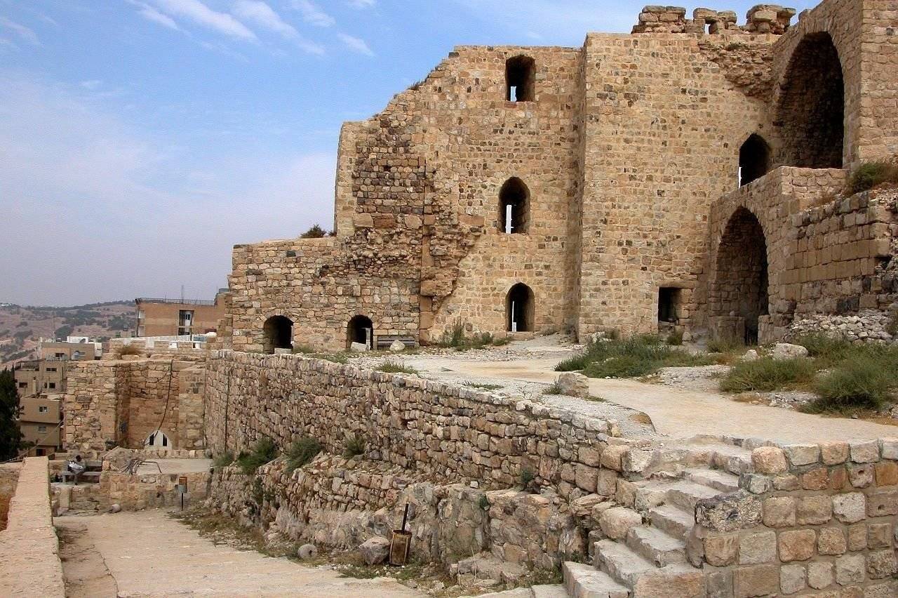 La ville de Madaba, le sanctuaire du Mont Nebo et le château de Kerak