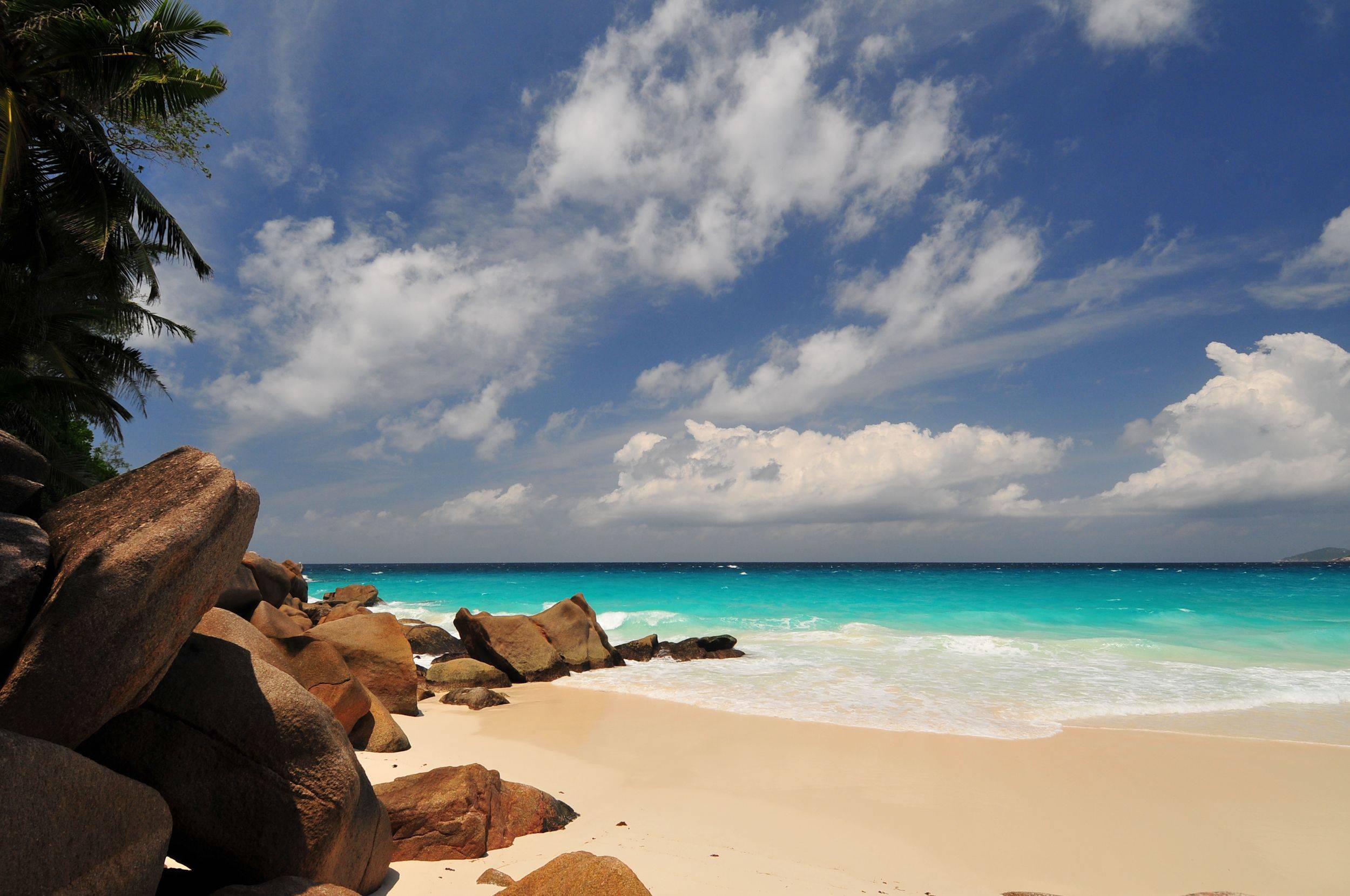 À la découverte des plus belles plages de Praslin