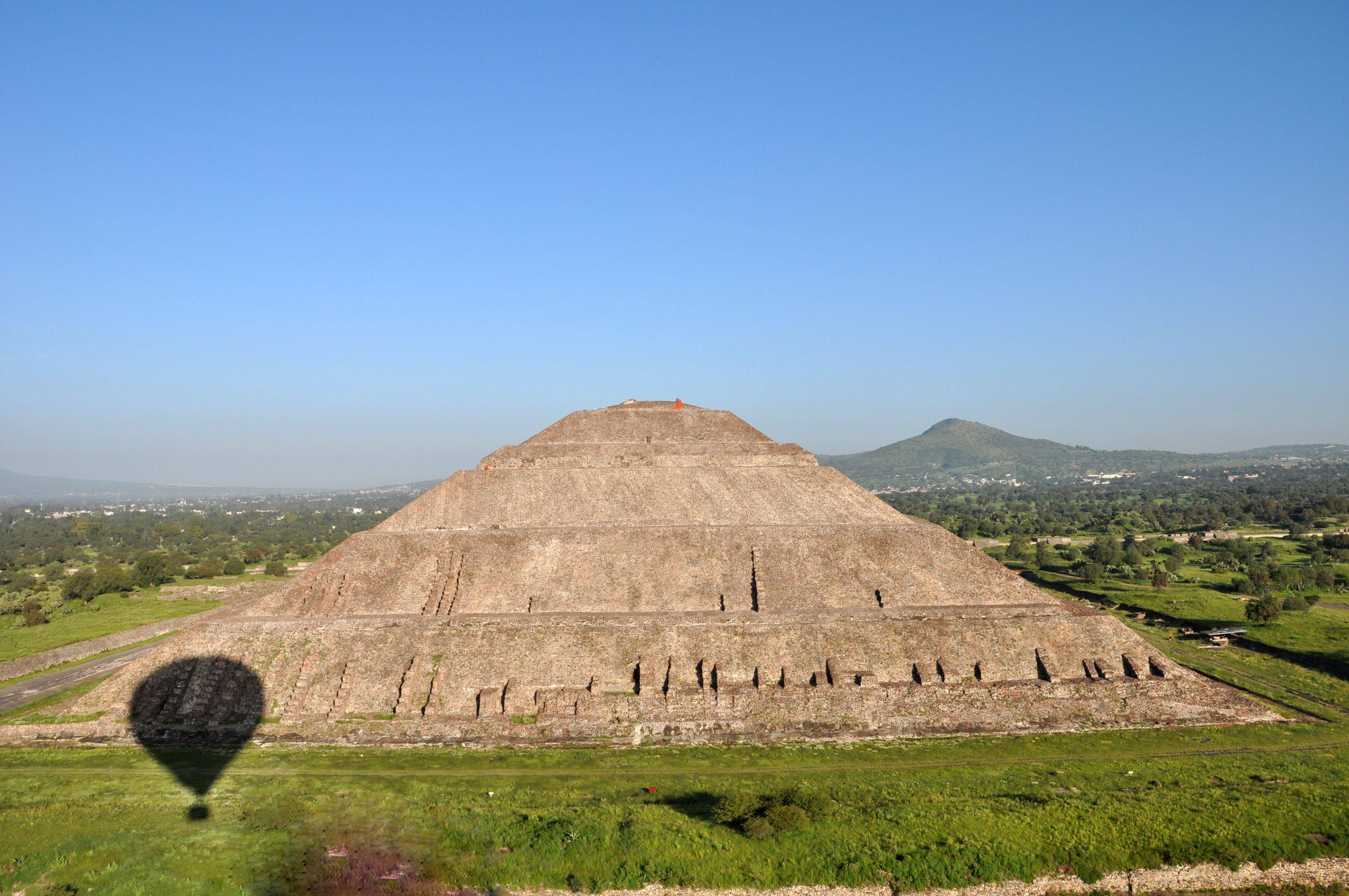 Pyramiden von Teotihuacán & Basílica de Guadalupe