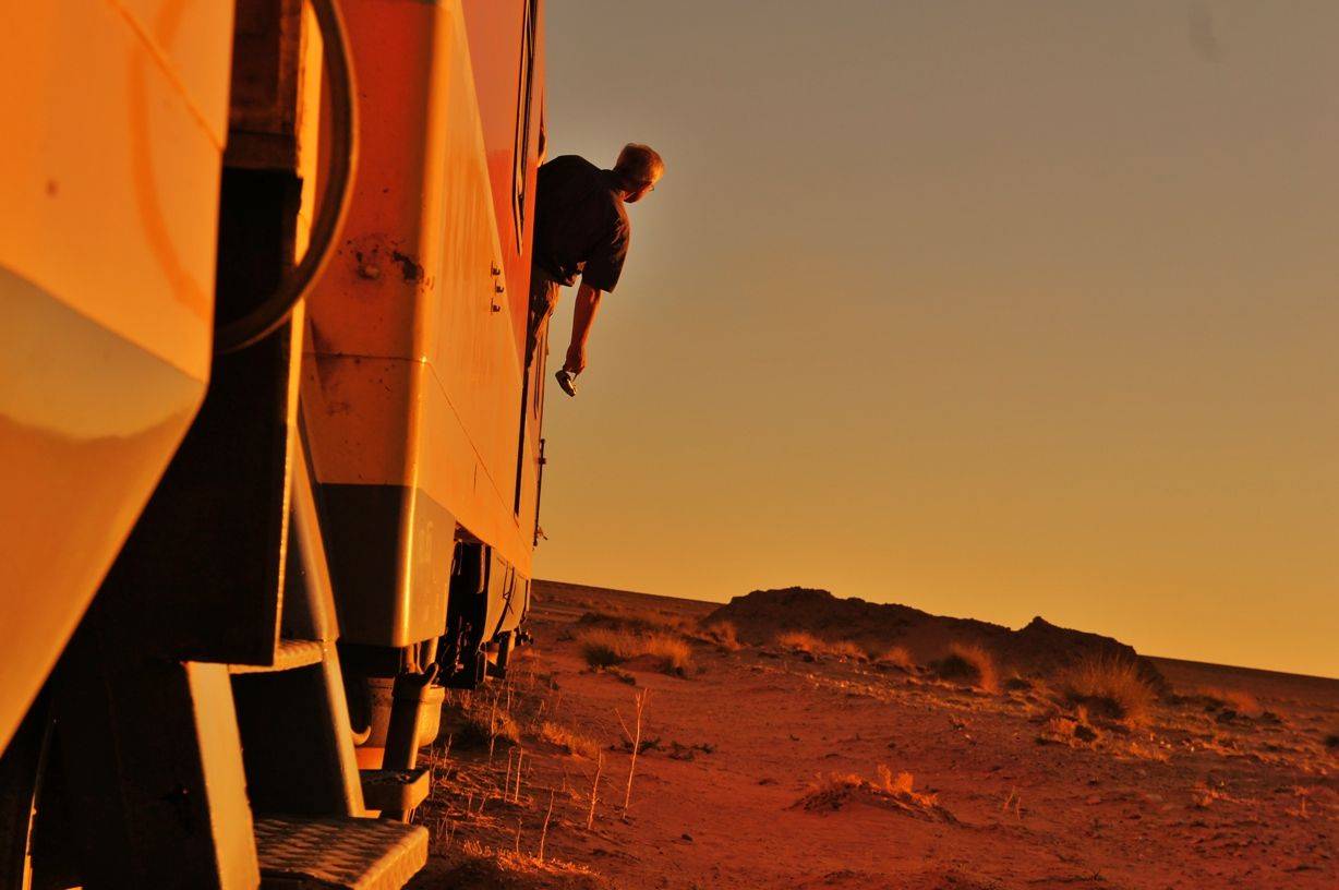 ​Abenteuerliche Bahnreise mit dem Wüstenzug