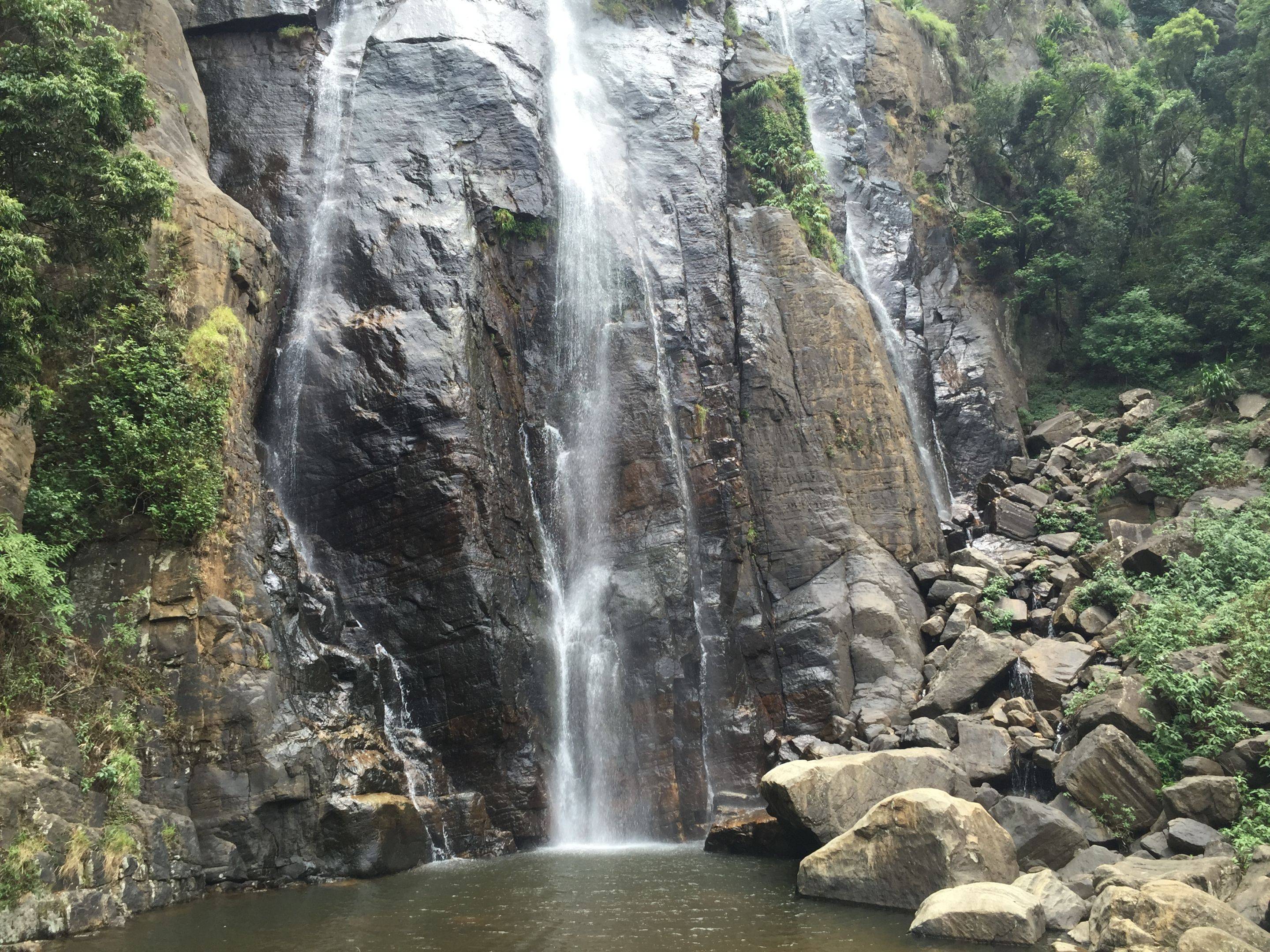 Bambarakanda Wasserfall und entspanntes Urlaubsende an der Westküste