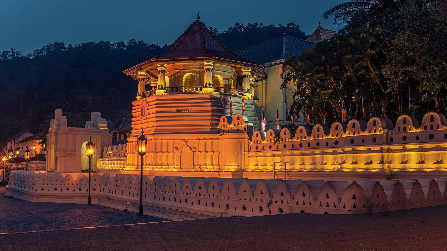 Sightseeing in Kandy 