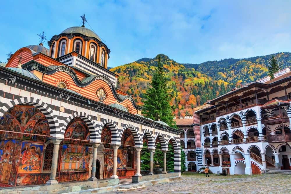 Monasterio de Rila y salida hacia la montaña de Pirin