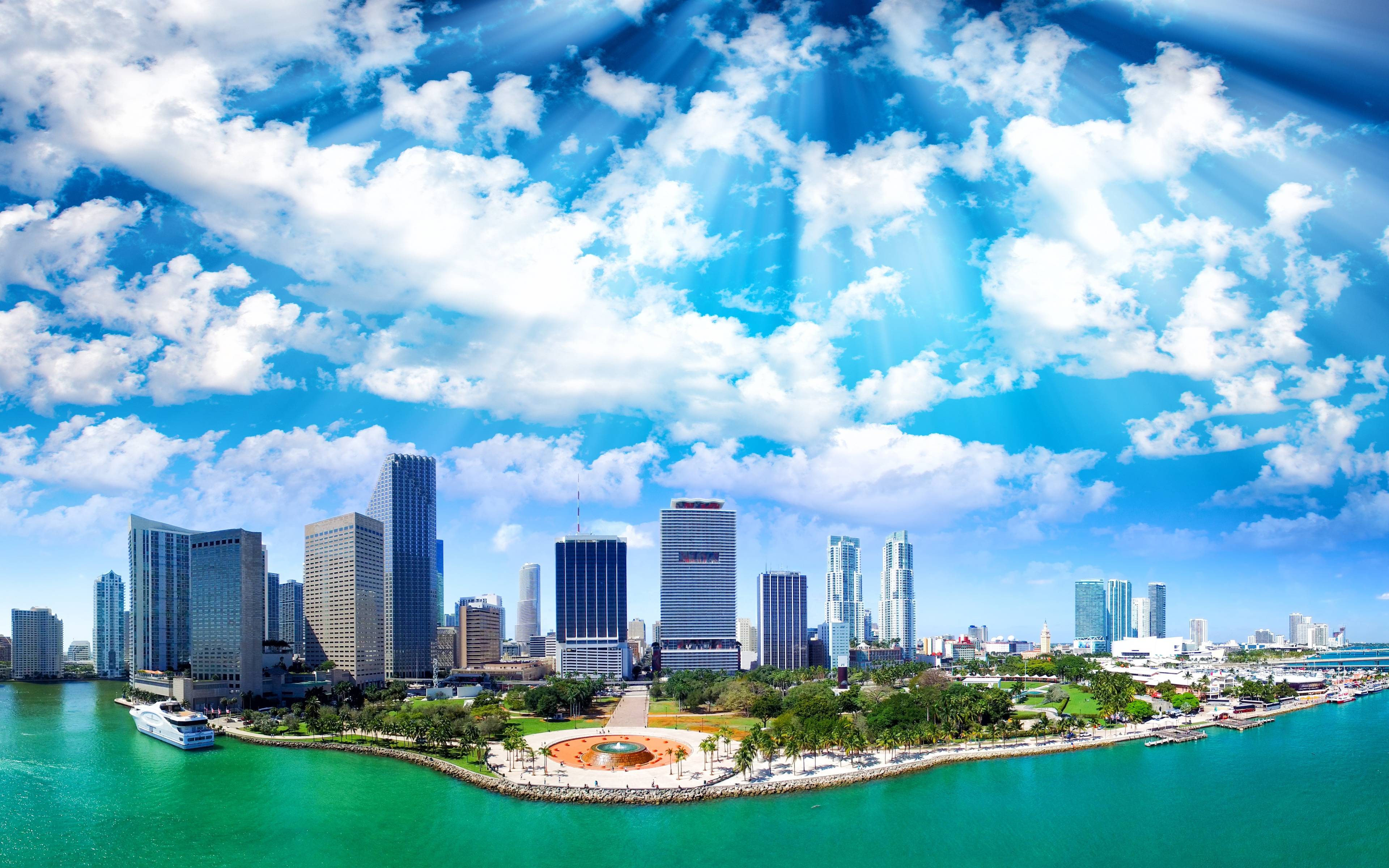 Mer, terre et tout se qui se trouve entre les deux, visitez Miami en folie!