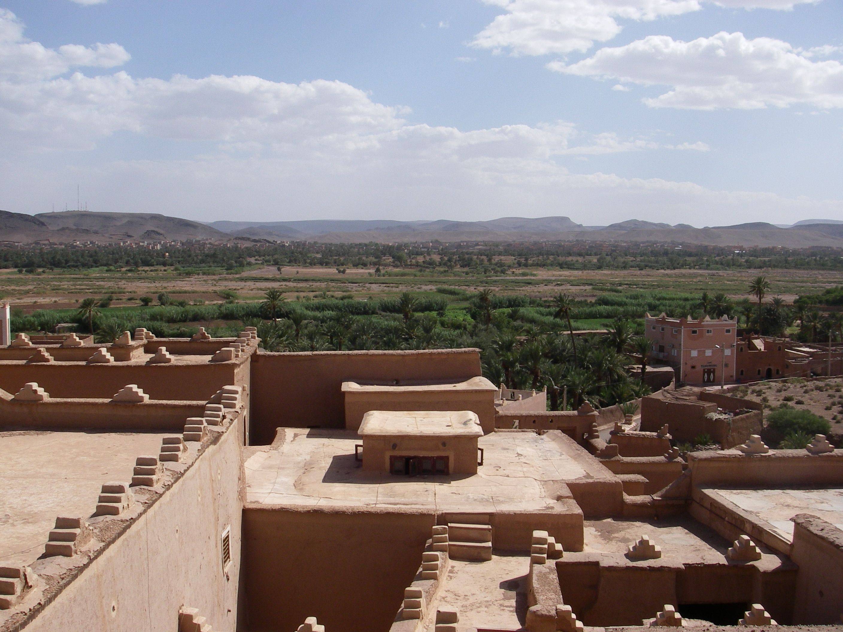 Merzouga - El Valle del Draa - Ouarzazate - Marrakech