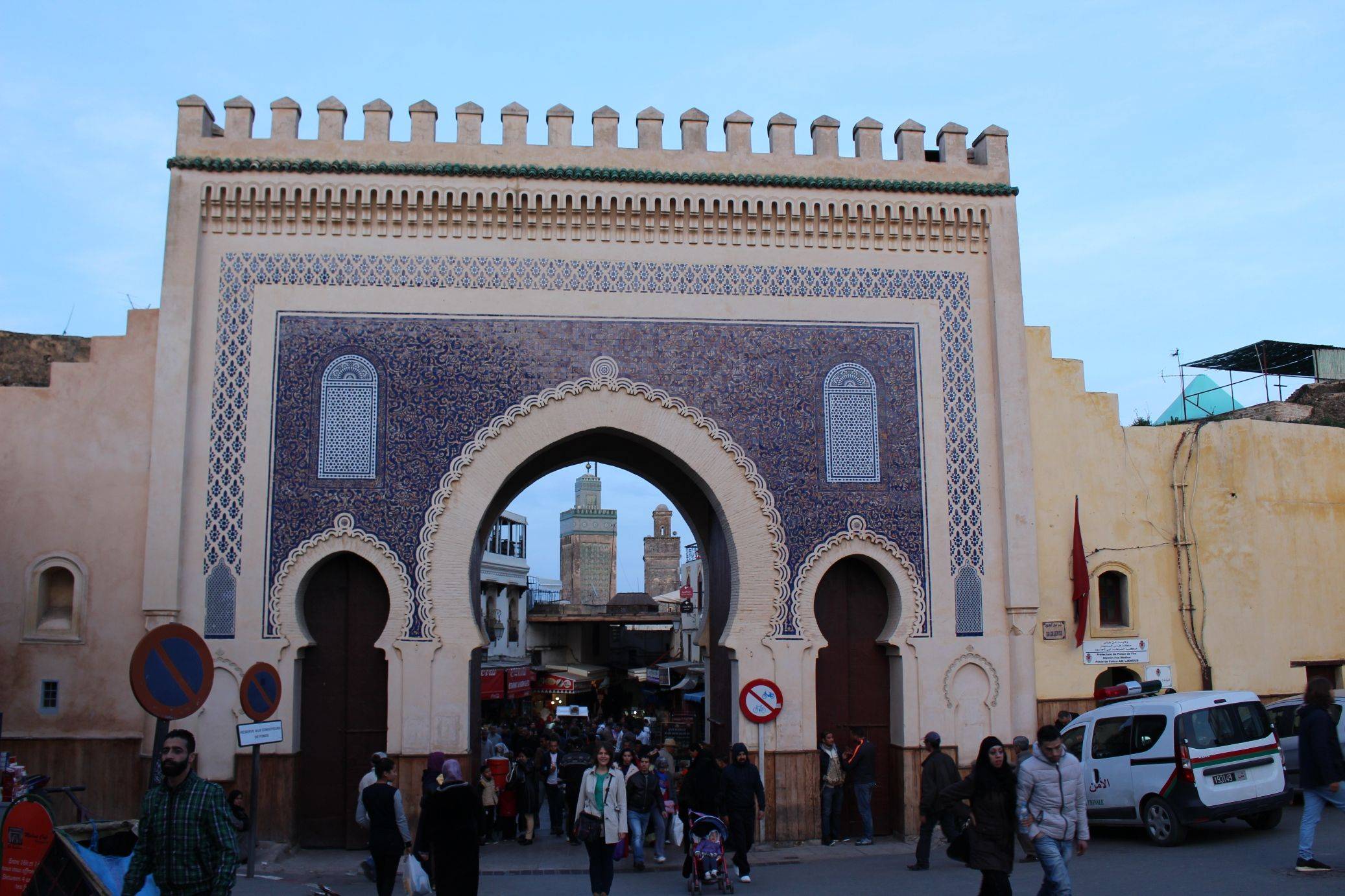 Excursión por el desierto y rumbo a Fez