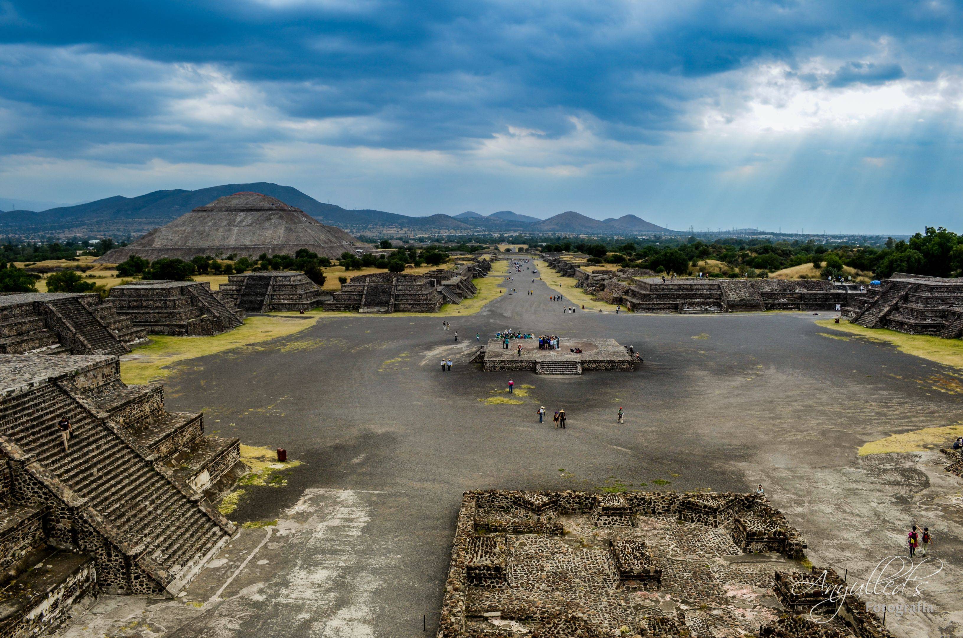 Teotihuacan e Santuario de la Virgen de Guadalupe