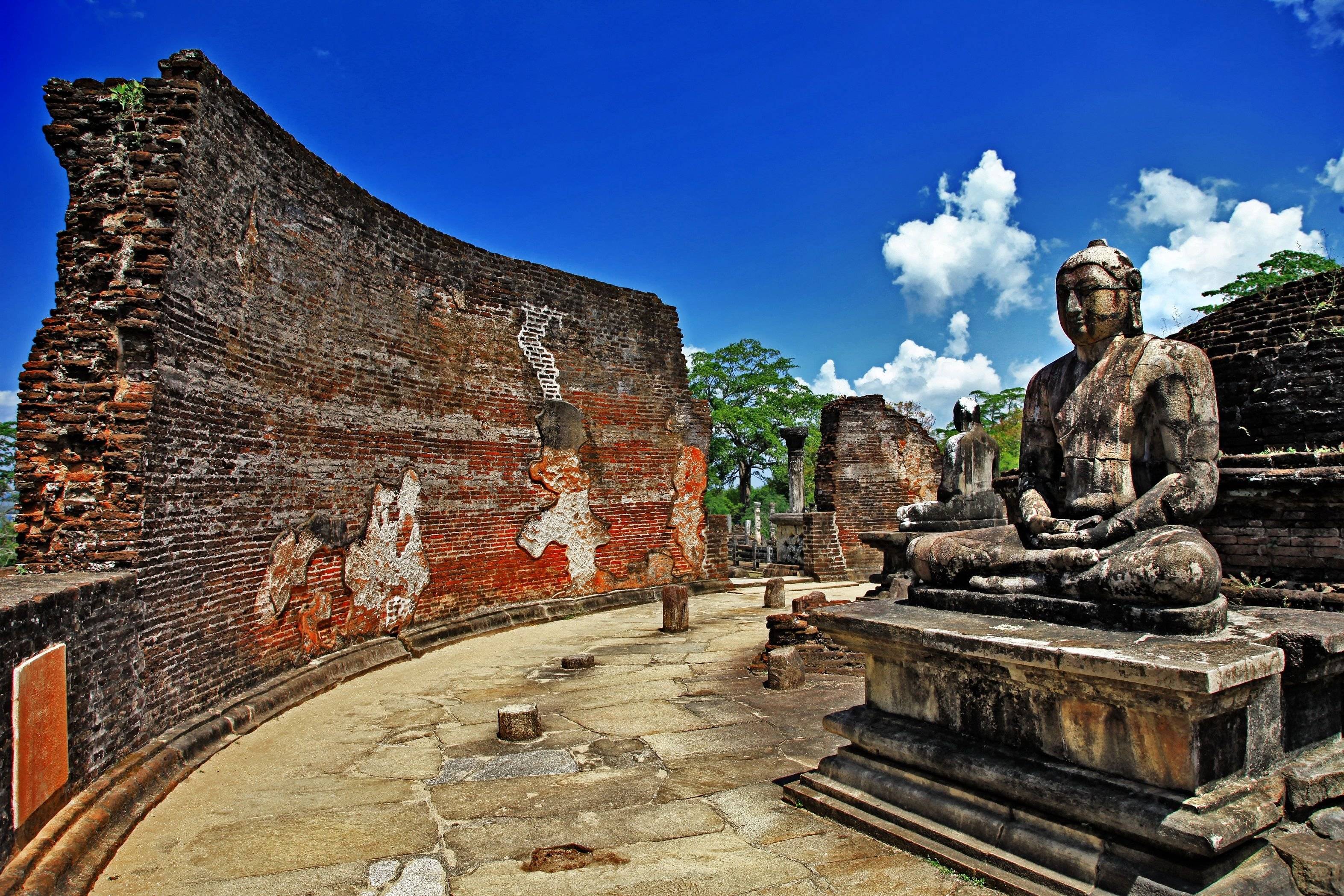 ​Retour par Polonnaruwa