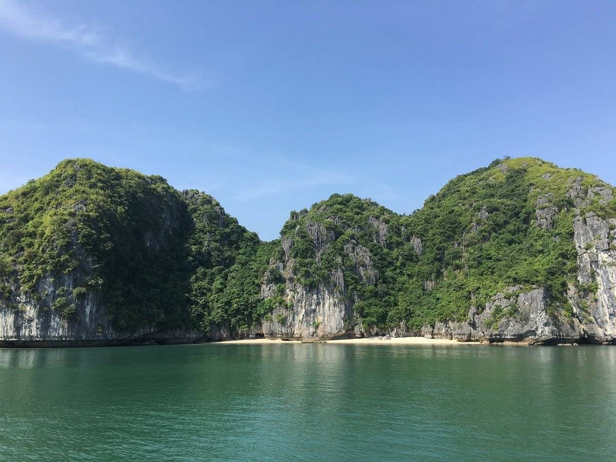 De la baie d'Halong à Hué