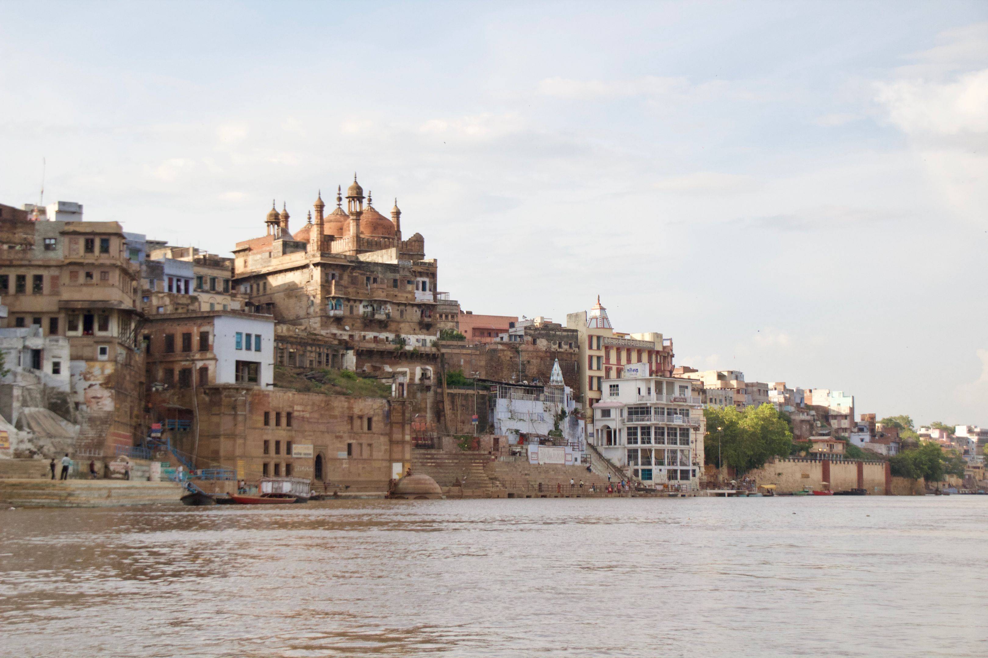 Varanasi: en barca por el Ganges