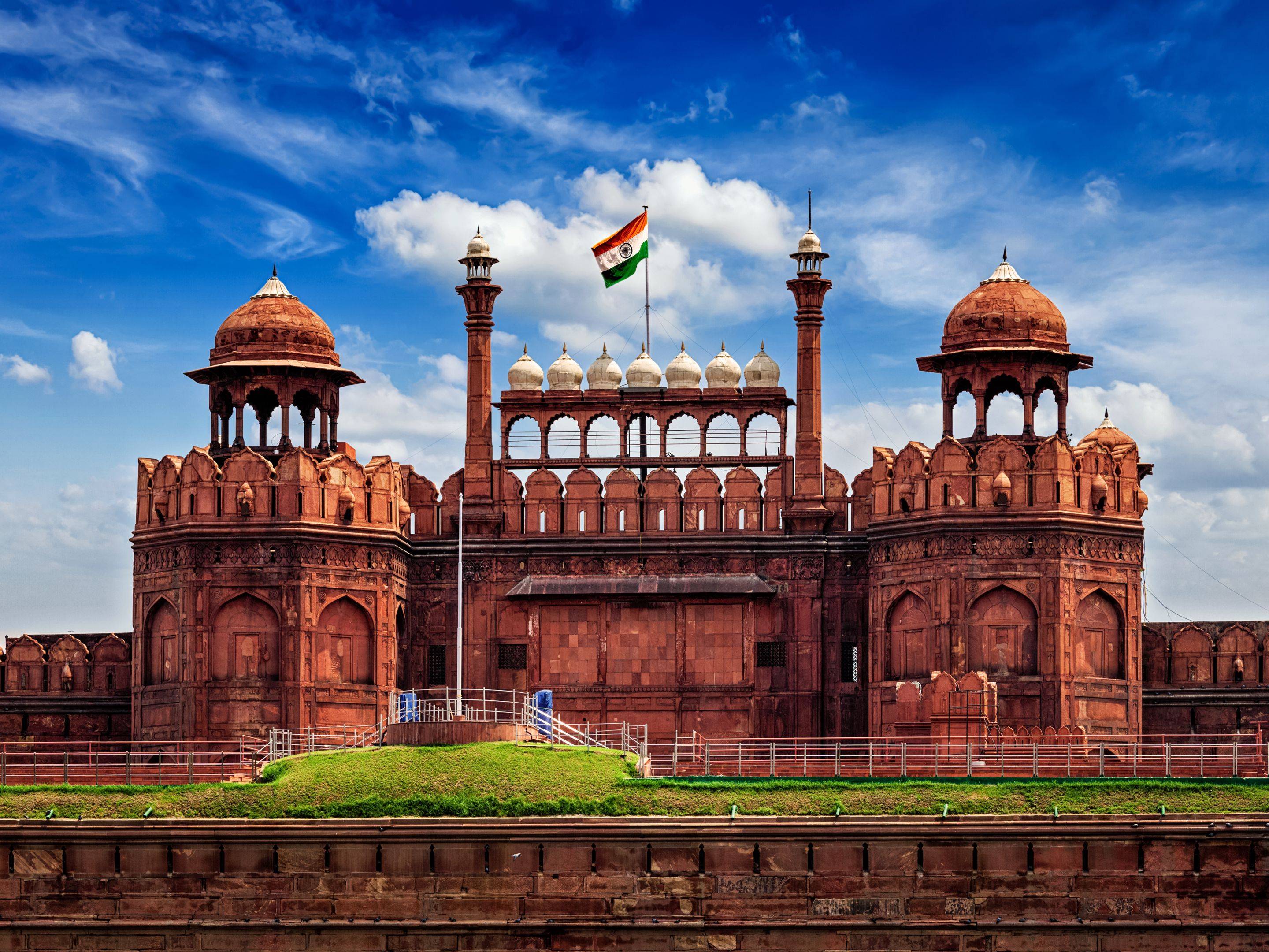 Besuch des Taj Mahal und zurück nach Delhi