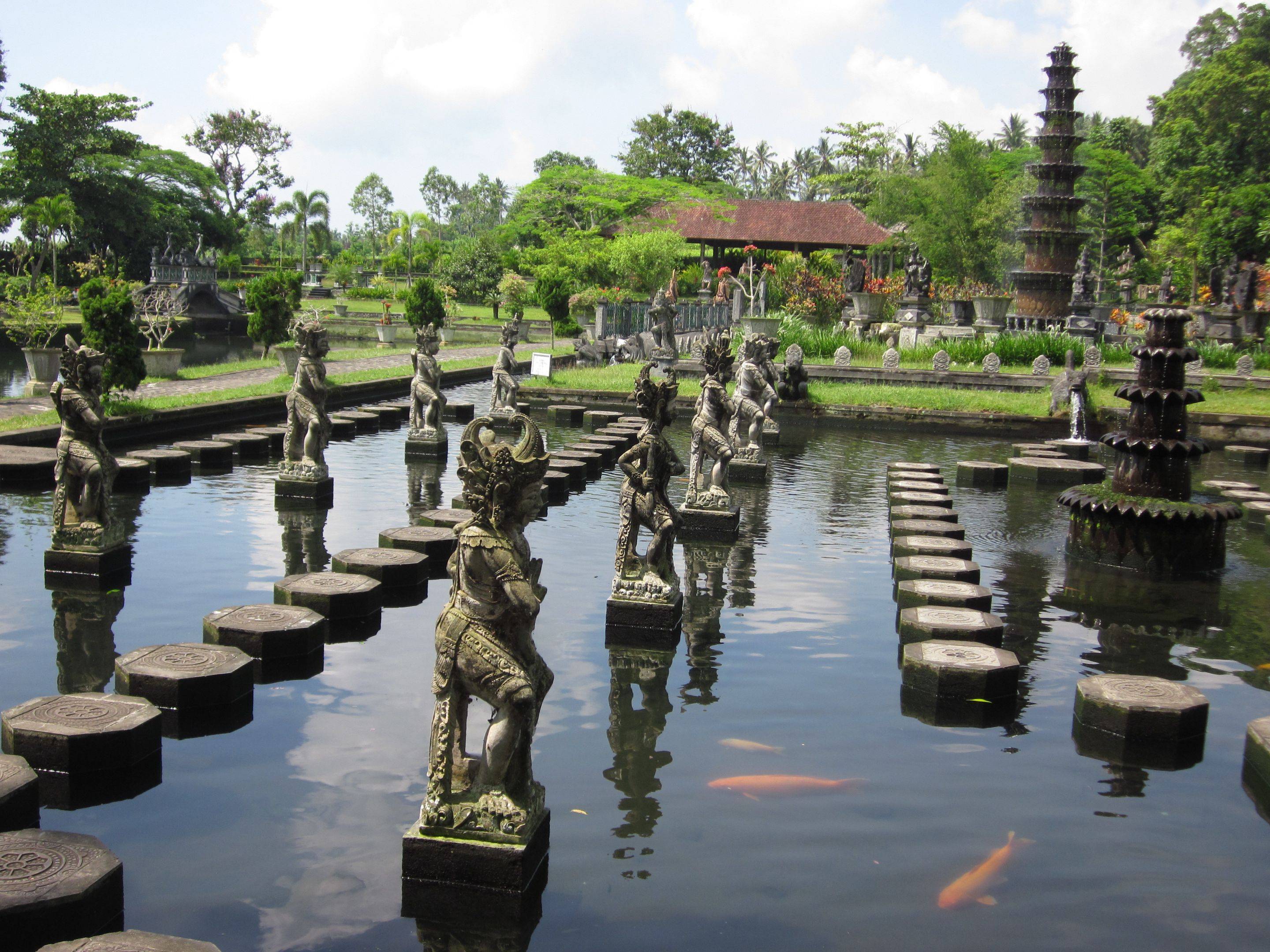 Jardines Reales de Bali: Tirtagangga y Taman Ujung
