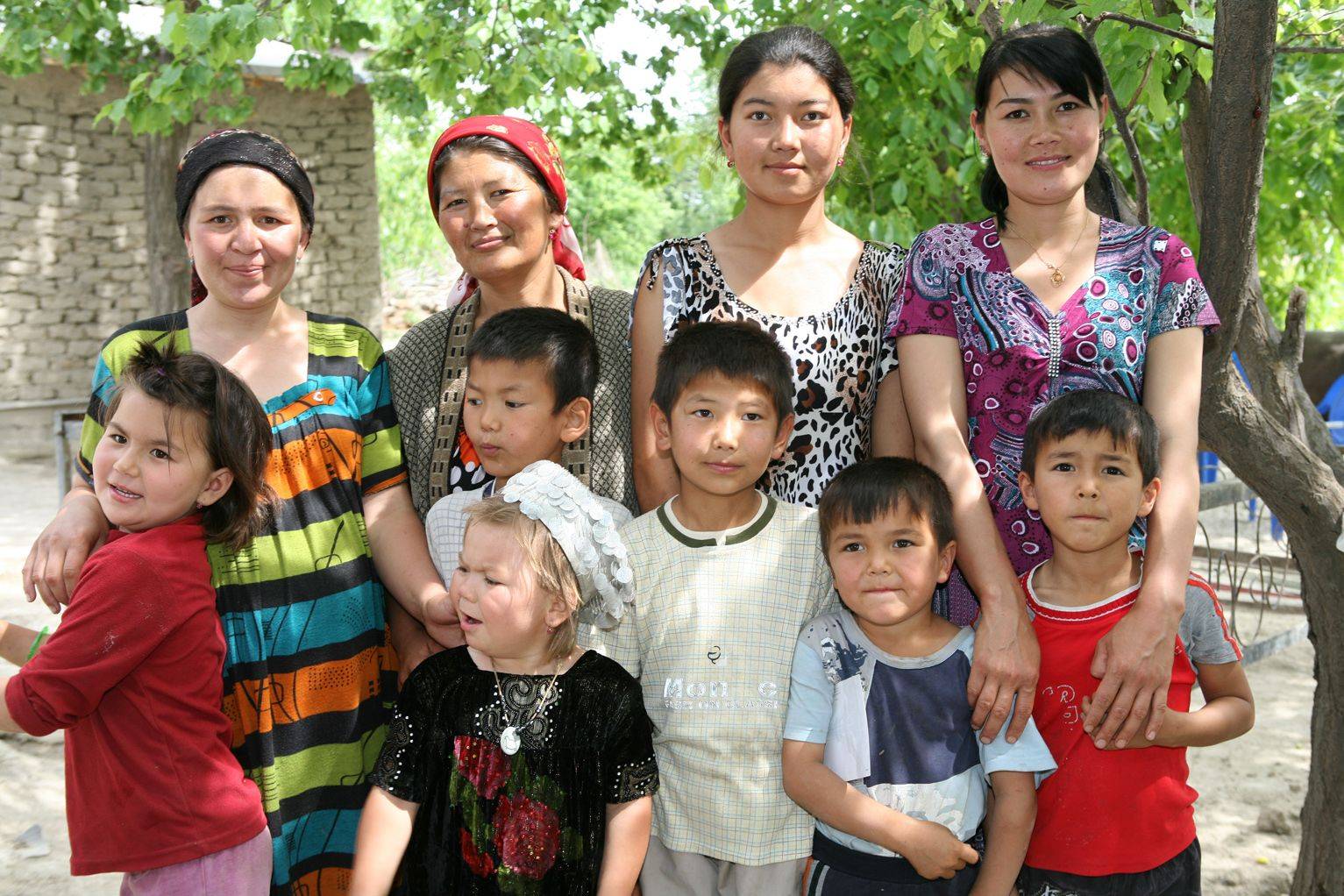 Usbekische Familie besuchen