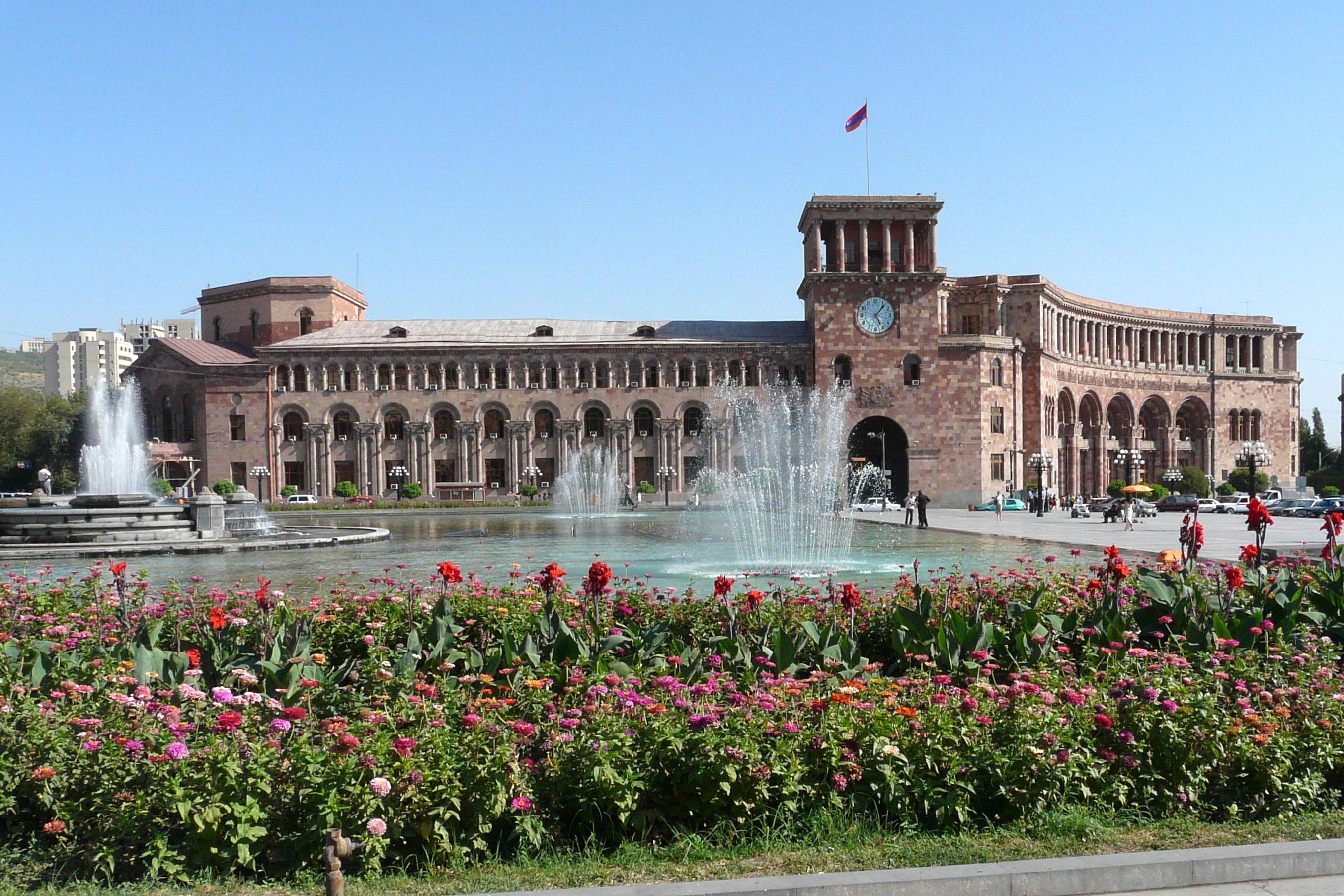 Yerevan: la città rosa