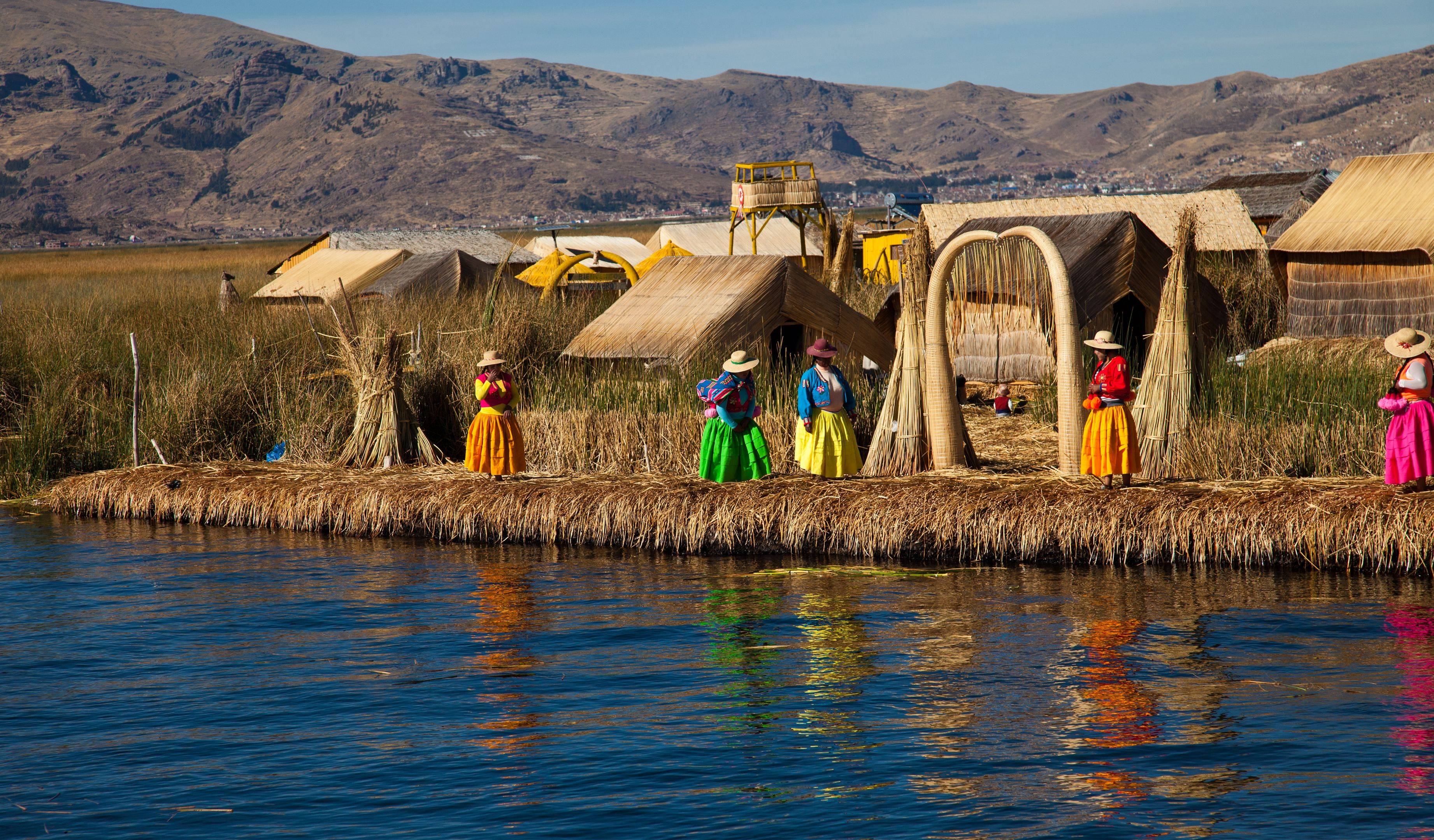 Visita de Isla de Taquile y regreso a Puno