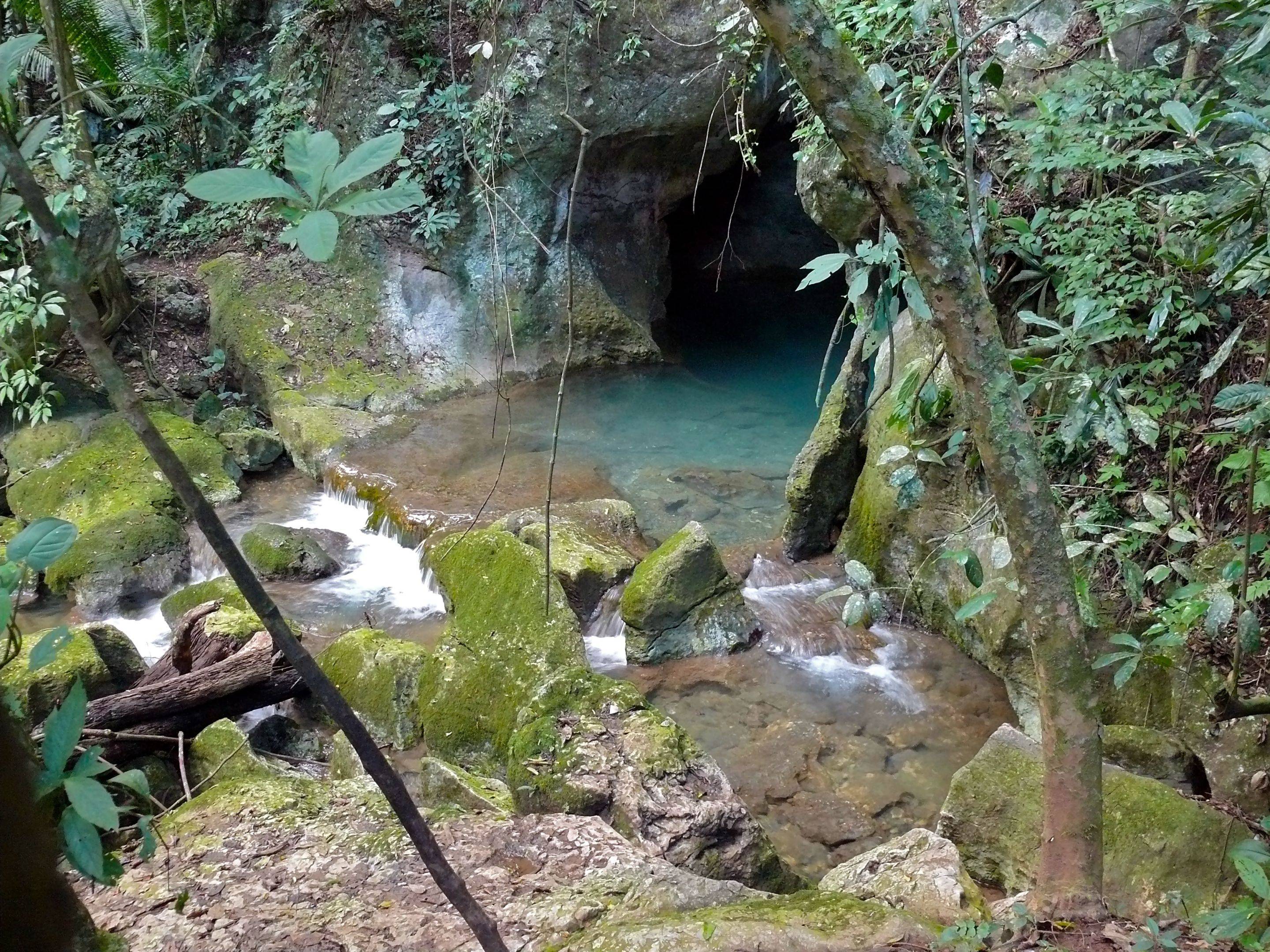 Visita alle Grotte di Actun Tunichil Muknal