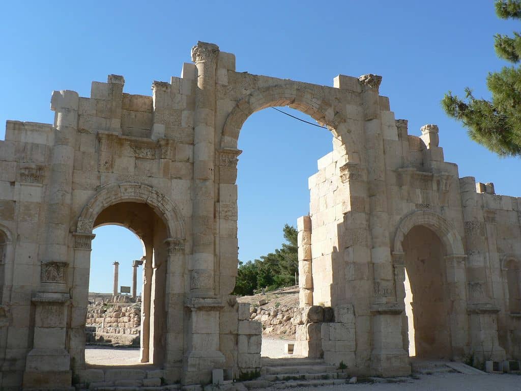 Zeugnisse römischer Baukunst in Jerash