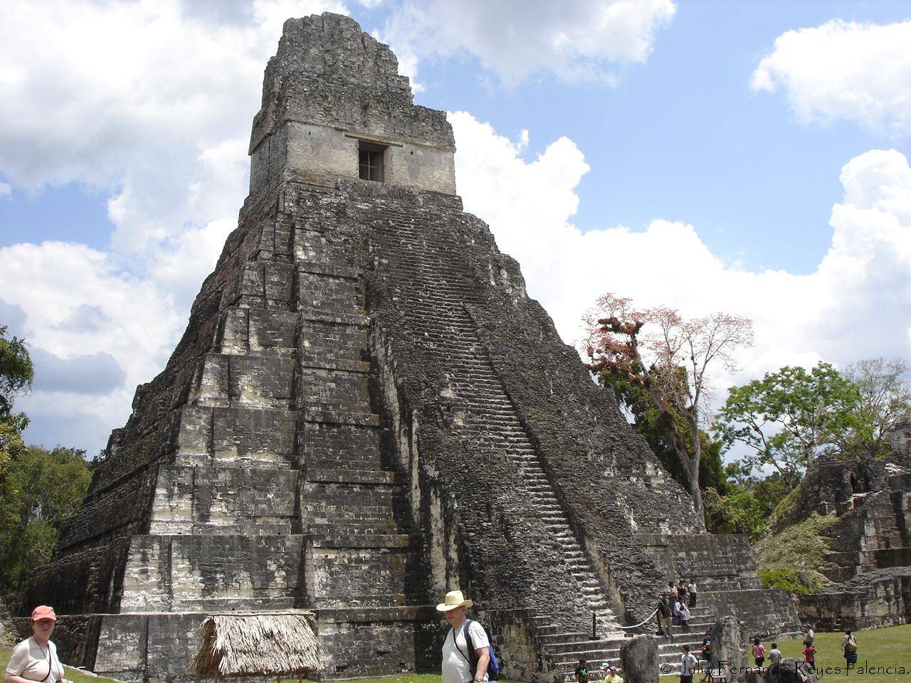 Visita del sitio maya de Tikal 