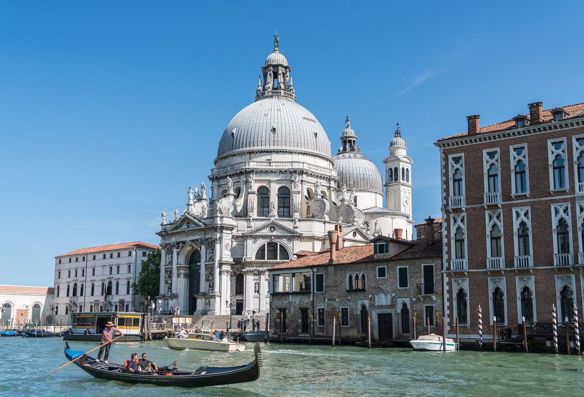 Genießen Sie die Schönheit von Venedig
