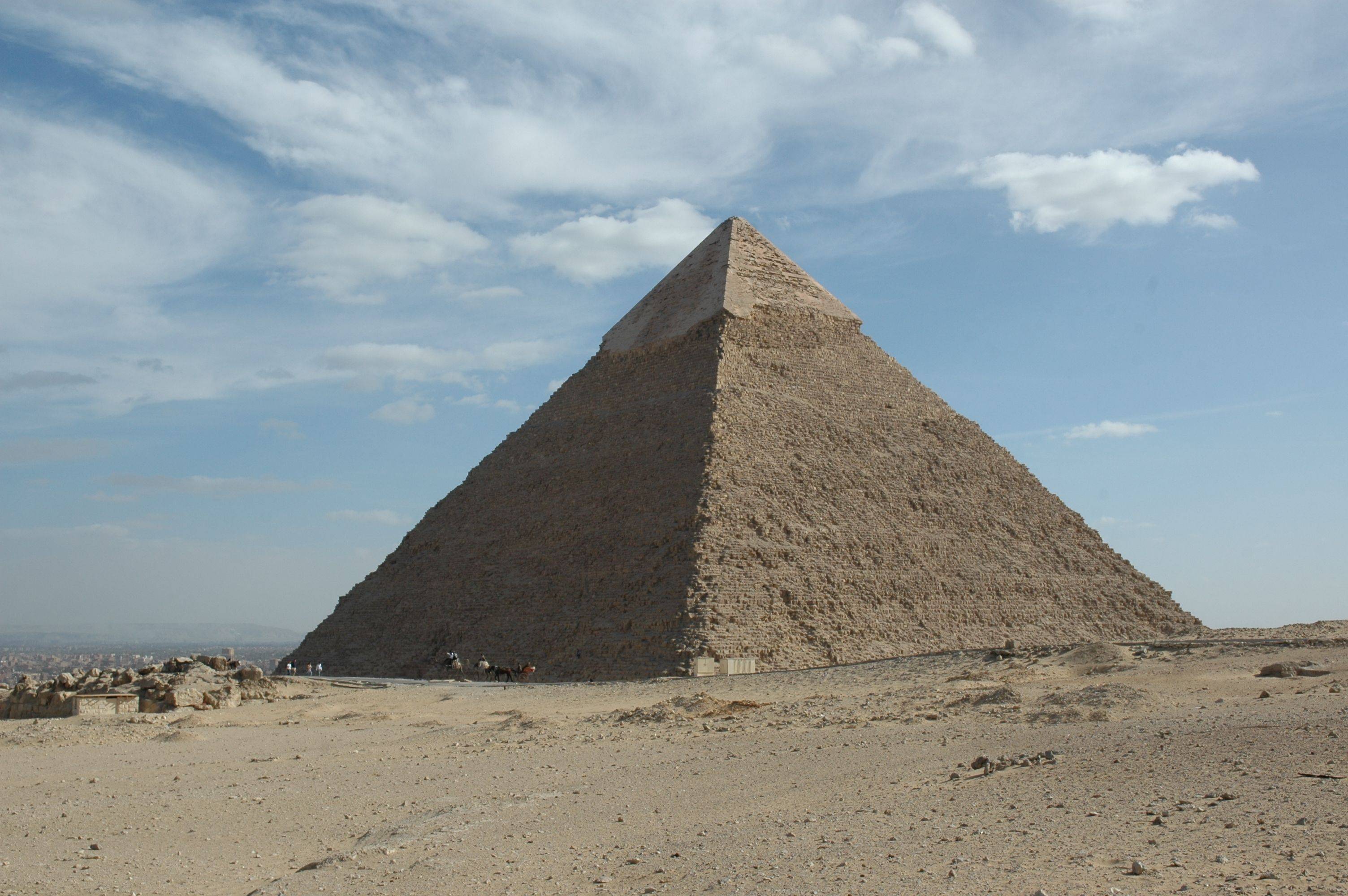 Le piramidi di Giza e il museo egizio 