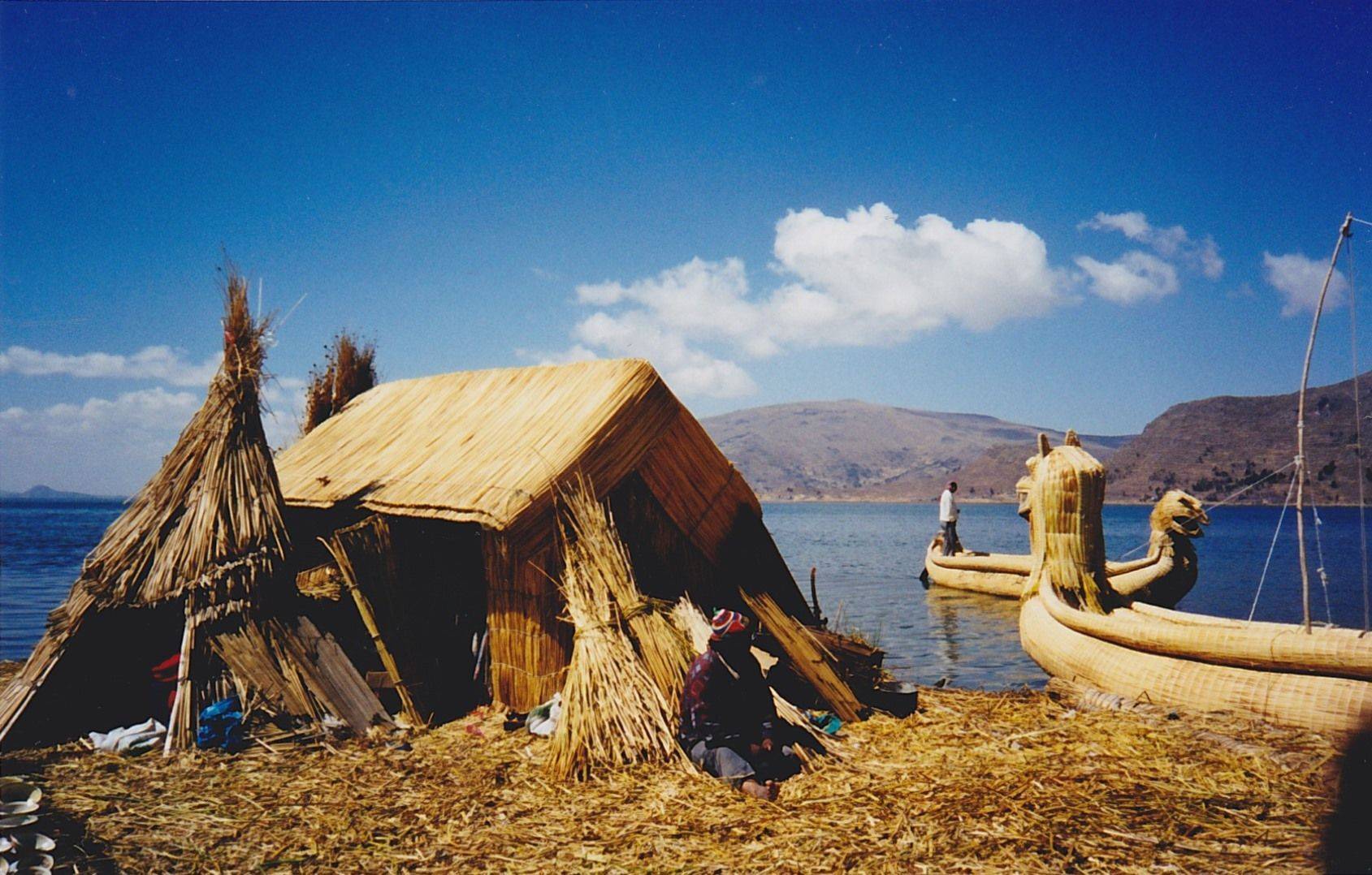 Navigazione sul lago Titicaca - Visita alla Comunità di Lachon o Uros Taquile 