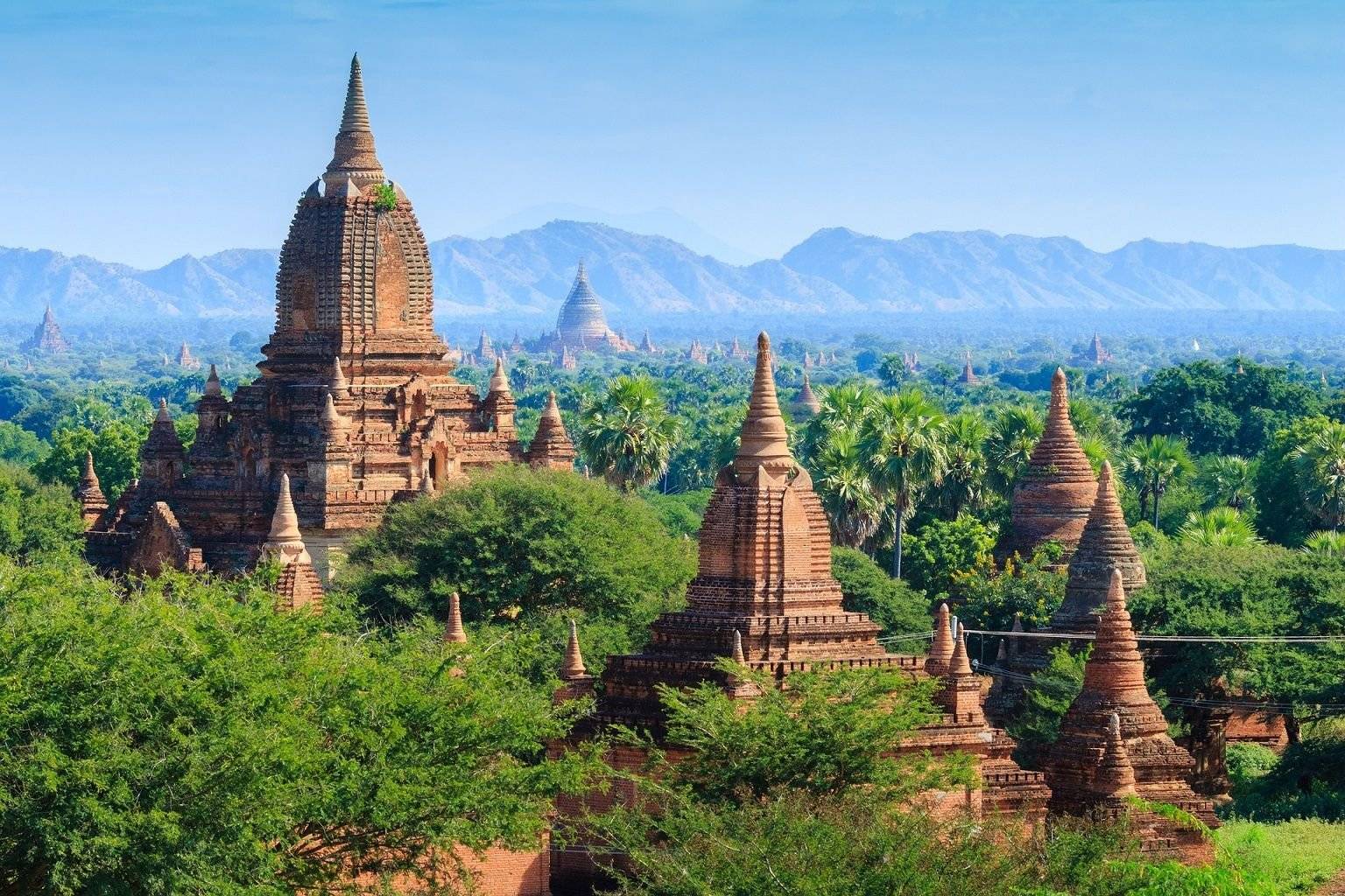 Découverte des temples de Bagan