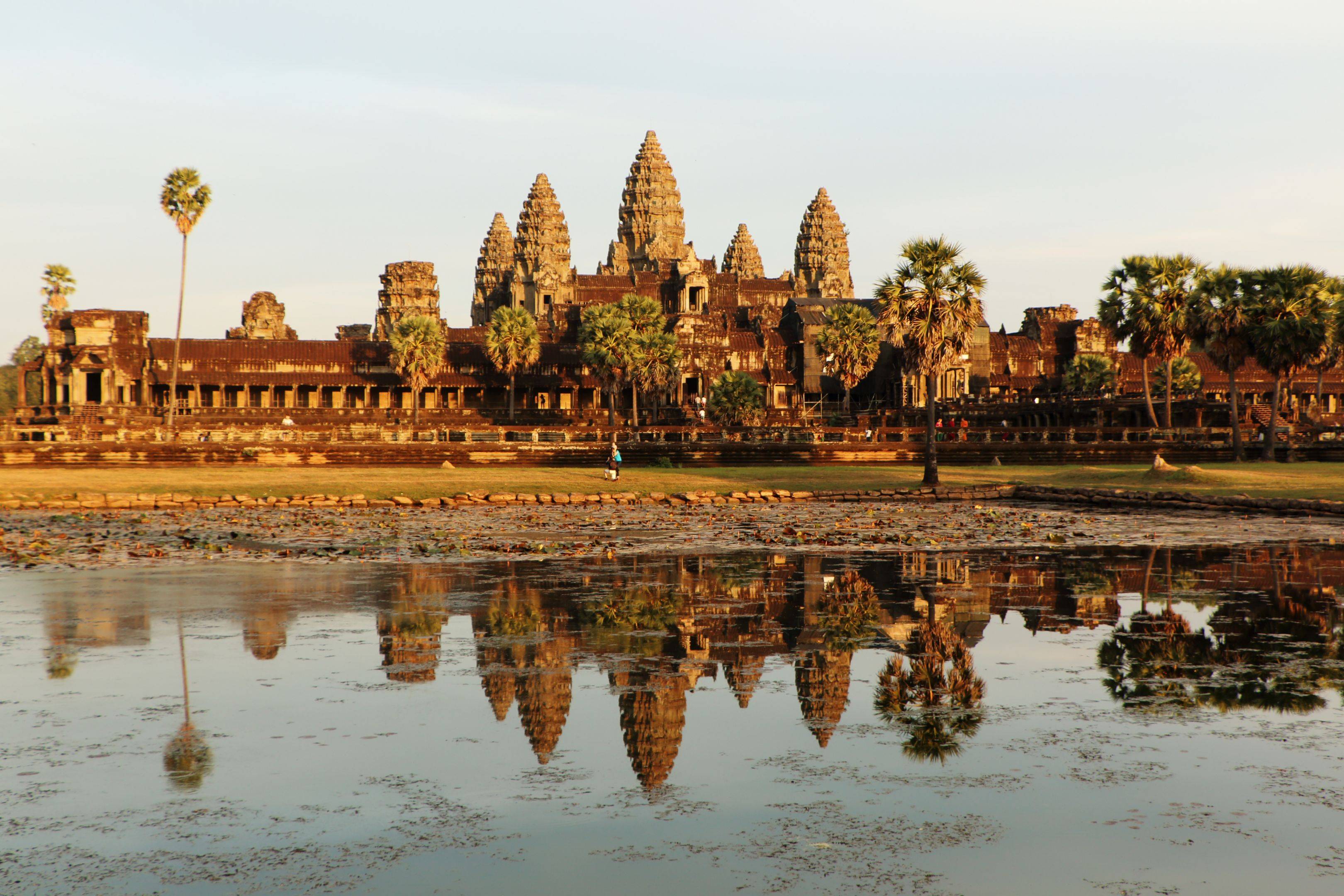 Angkor Thom, Ta Prohm & Angkor Wat 