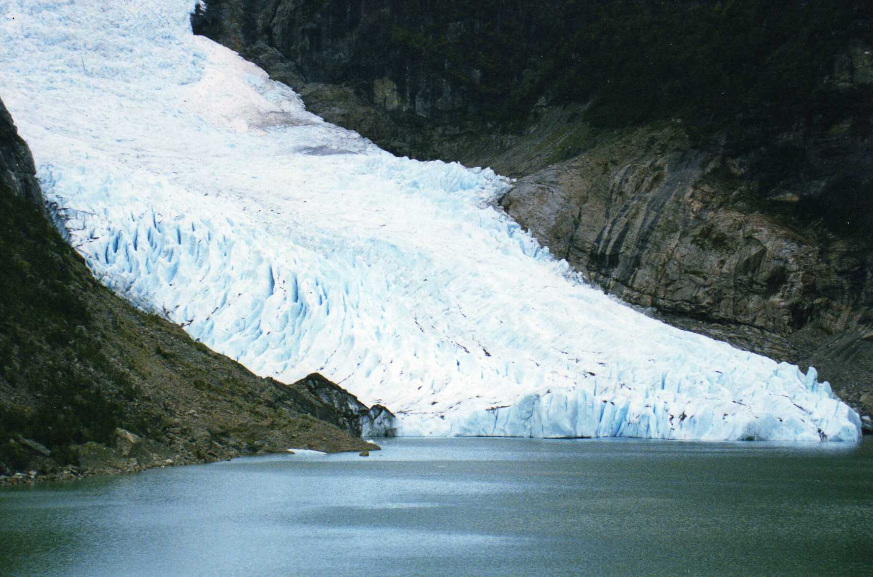 Visita a los Glaciares Balmaceda y Serrano