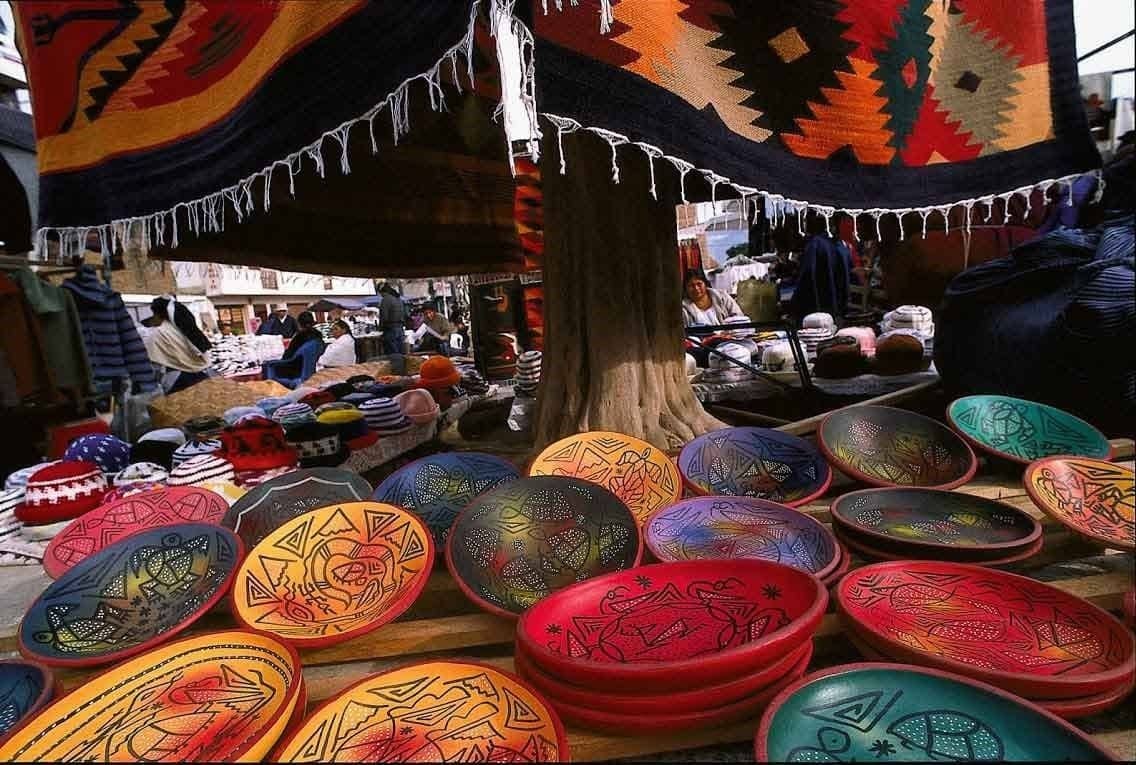 Dal mercato di Otavalo al lago Cuicocha