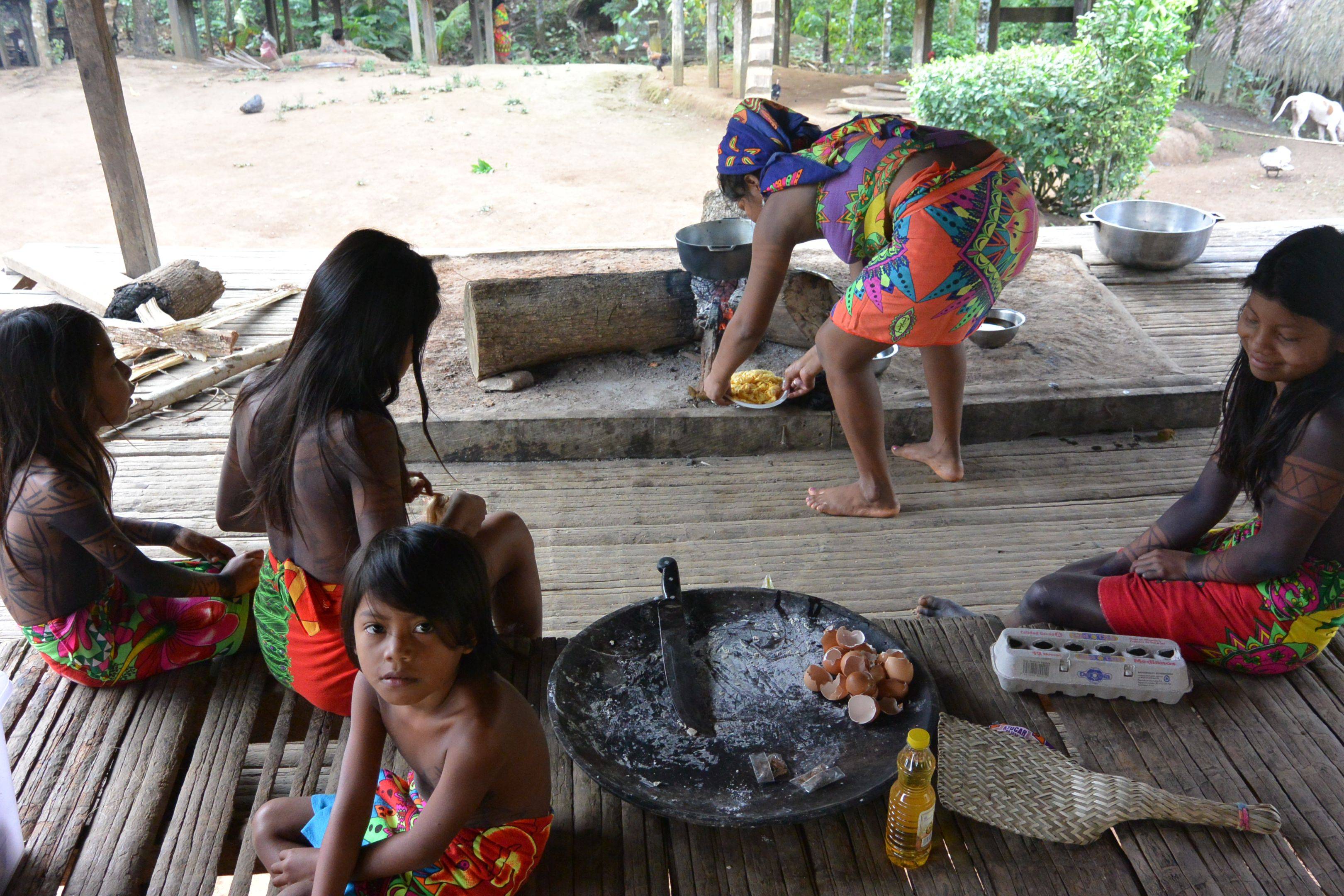 Übernachtung in einem Embera Dorf