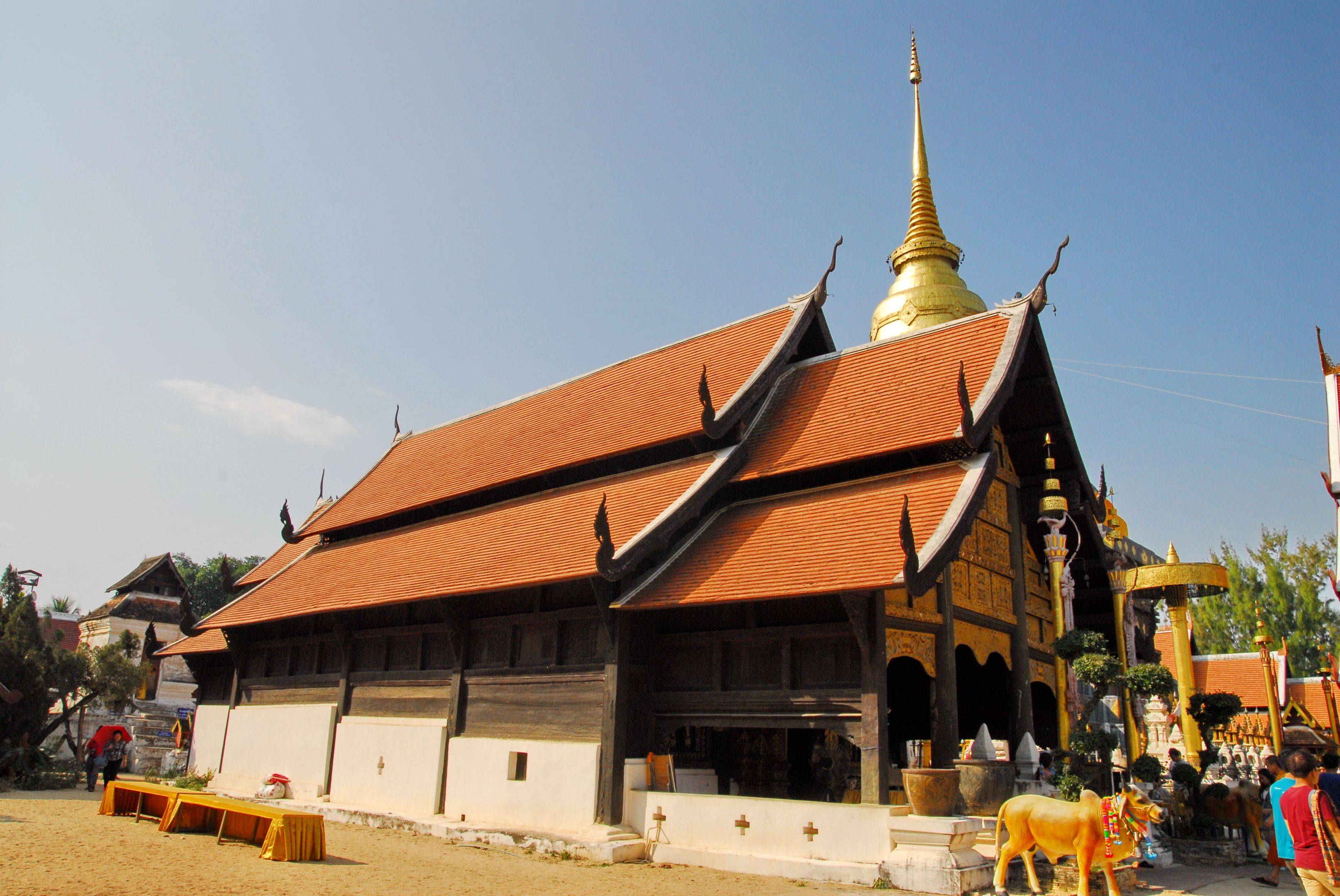 Fino a  Sukhothai passando da Lampang e Satchanalai