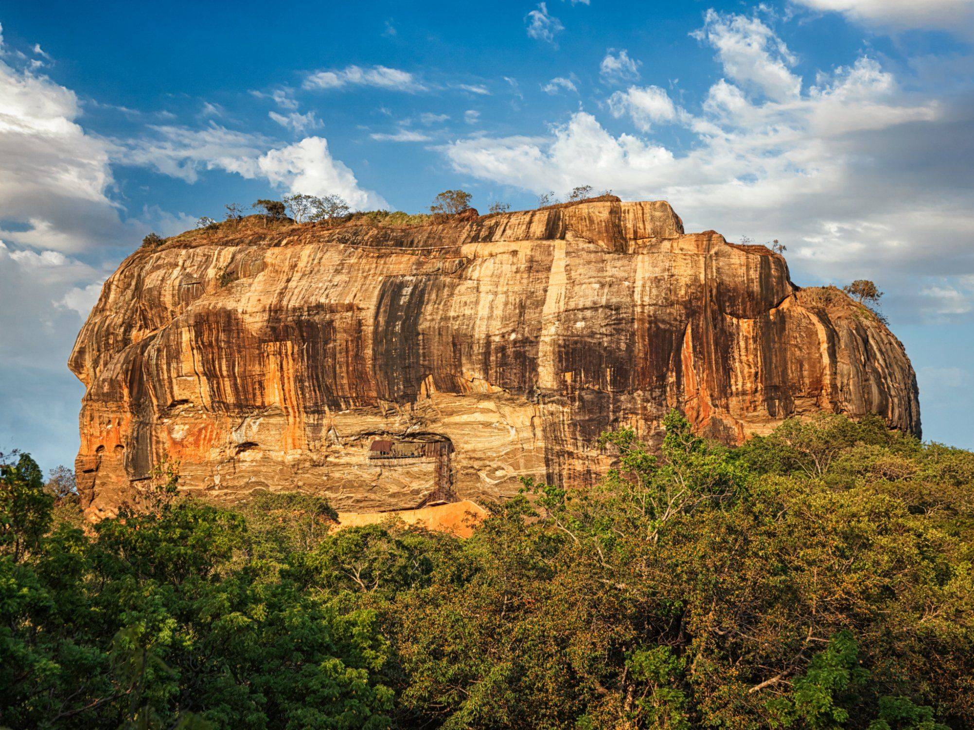 Ascensión de la fortaleza de Sigiriya