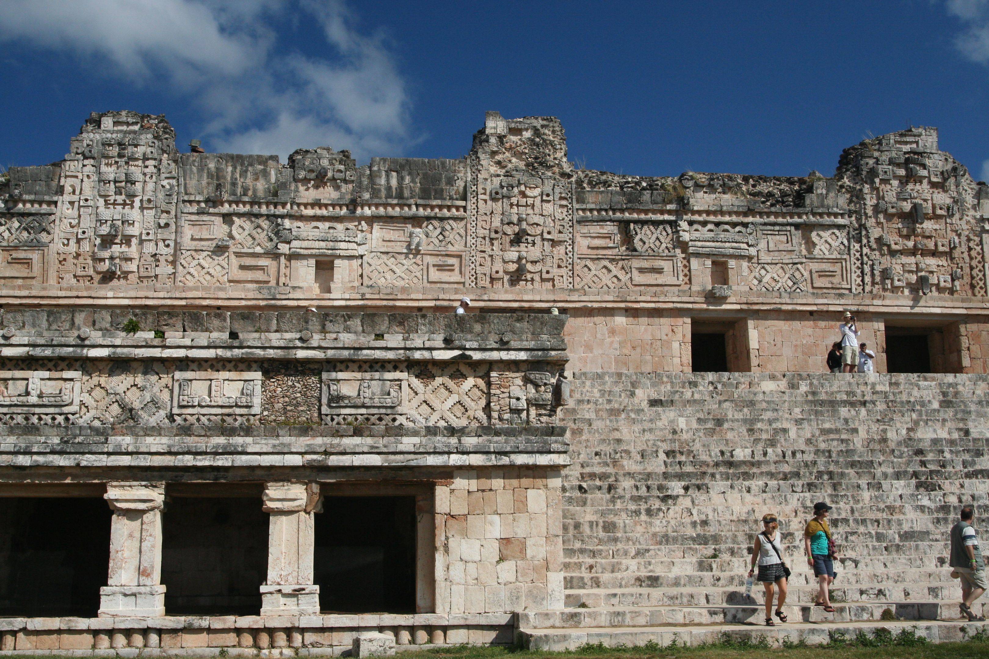 Alla scoperta della civiltà maya a Uxmal e Merida