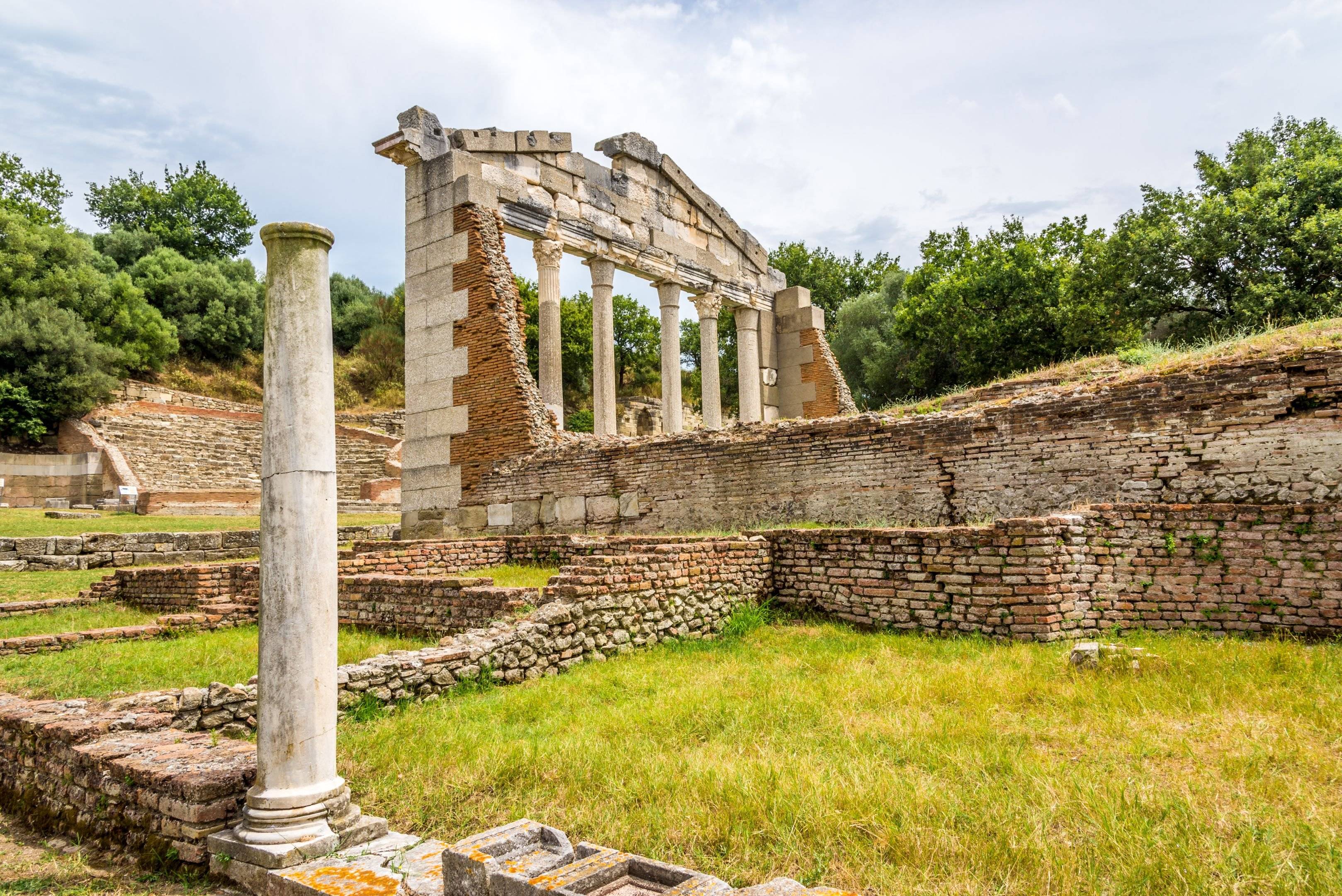 Ardenica klooster en ruïnes Apollonia