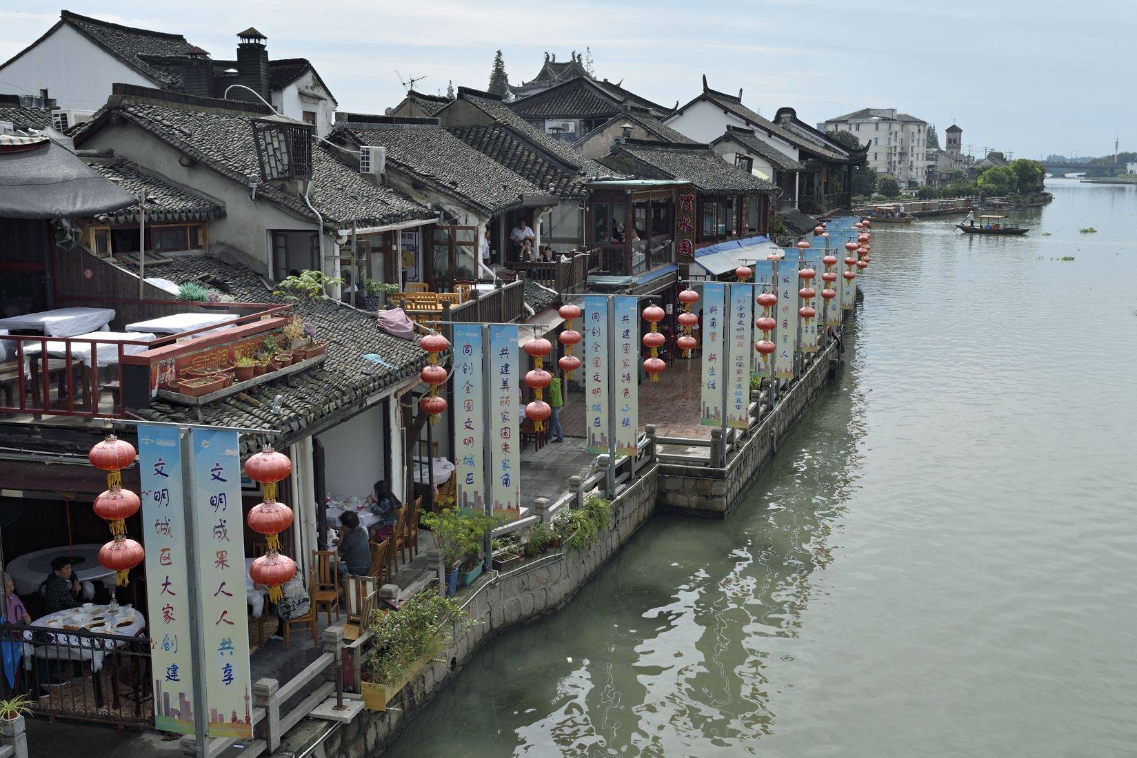 Visita a Zhujiajiao, piccolo villaggio sull'acqua