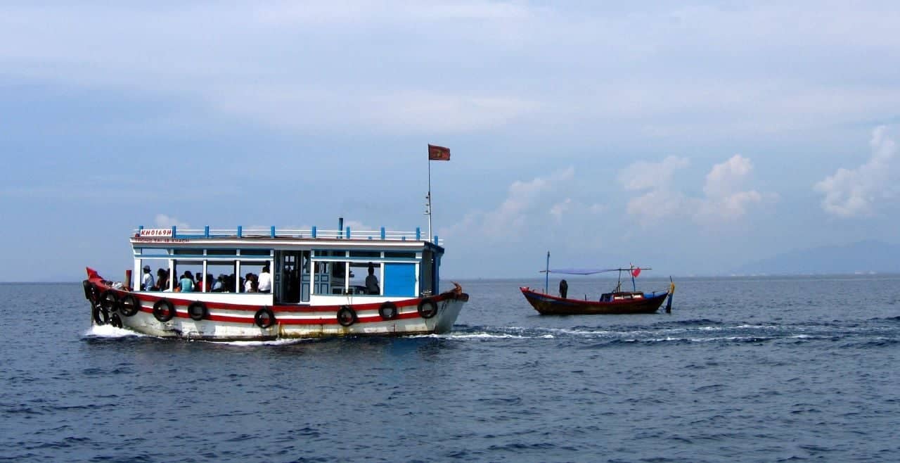 Ha Long Bucht – Hanoi – Flug nach Hue 