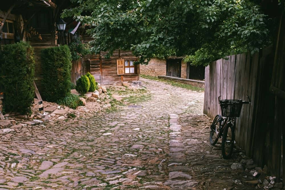 Découverte de Zheravna, l'un des plus beaux villages du pays