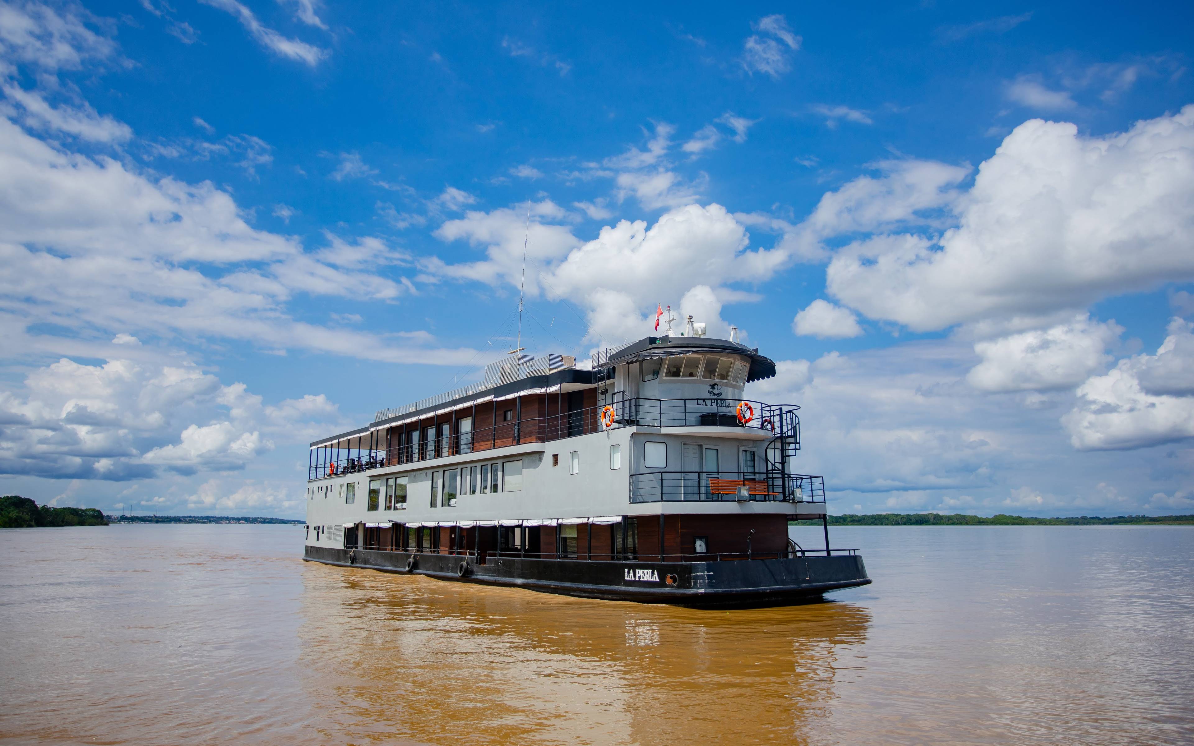 La Perla Kreuzfahrt: Start einer authentischen Amazonas-Kreuzfahrt - Tag 1/7