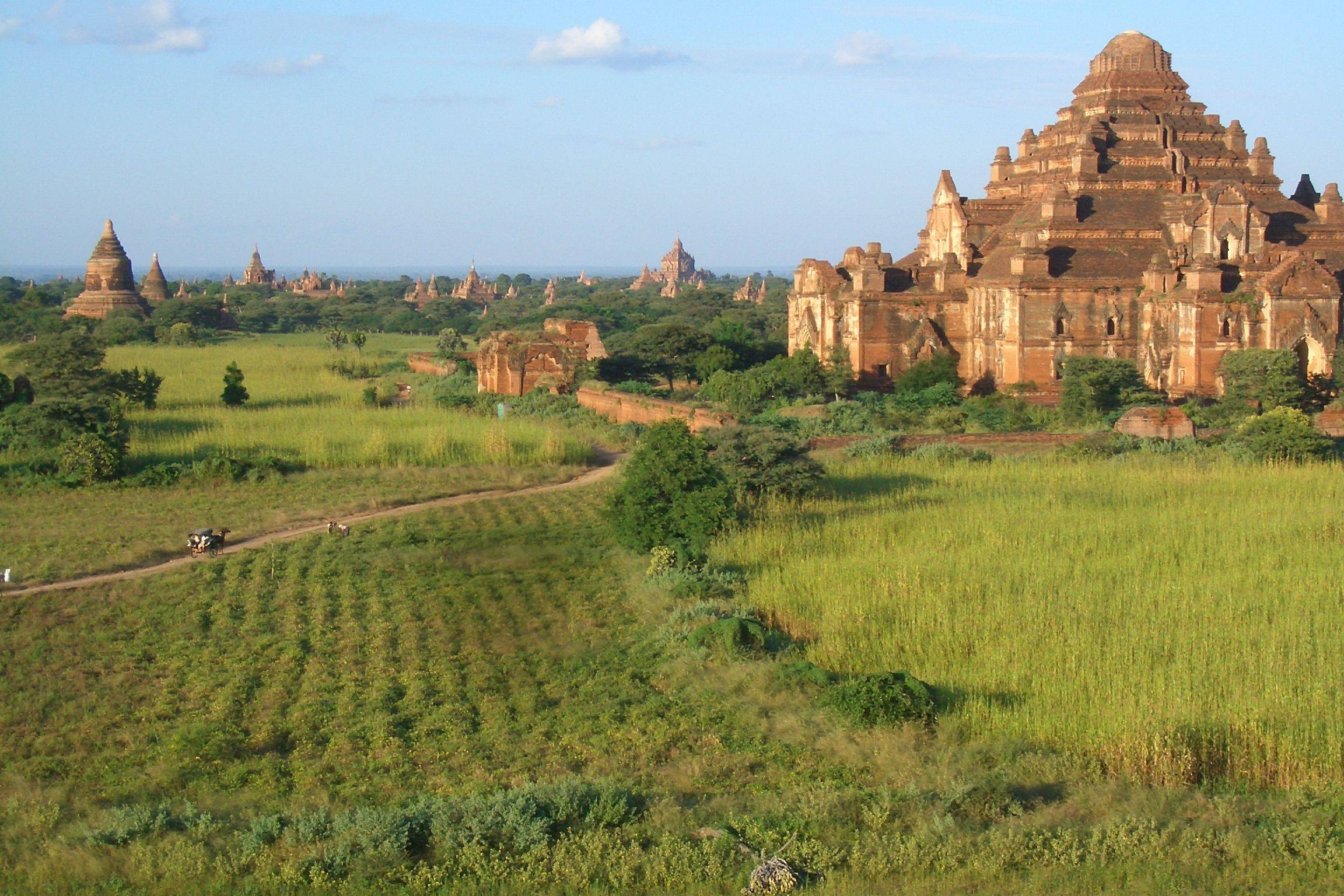 De Yangon a Nyaung U y visita de Bagan