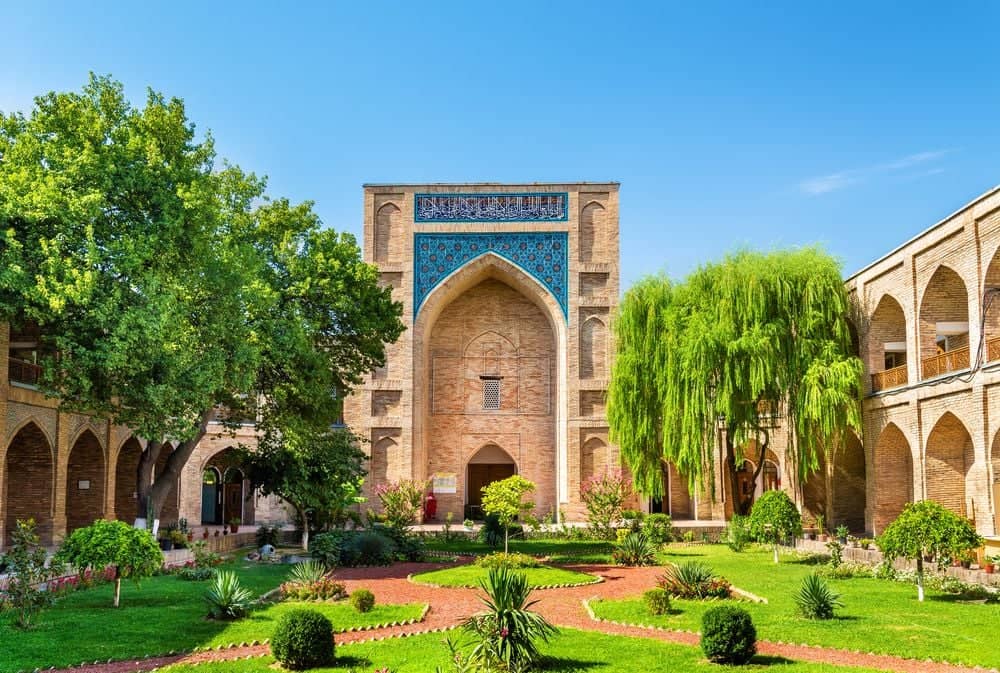 Stadttour in Taschkent und Weiterreise nach Chiwa 